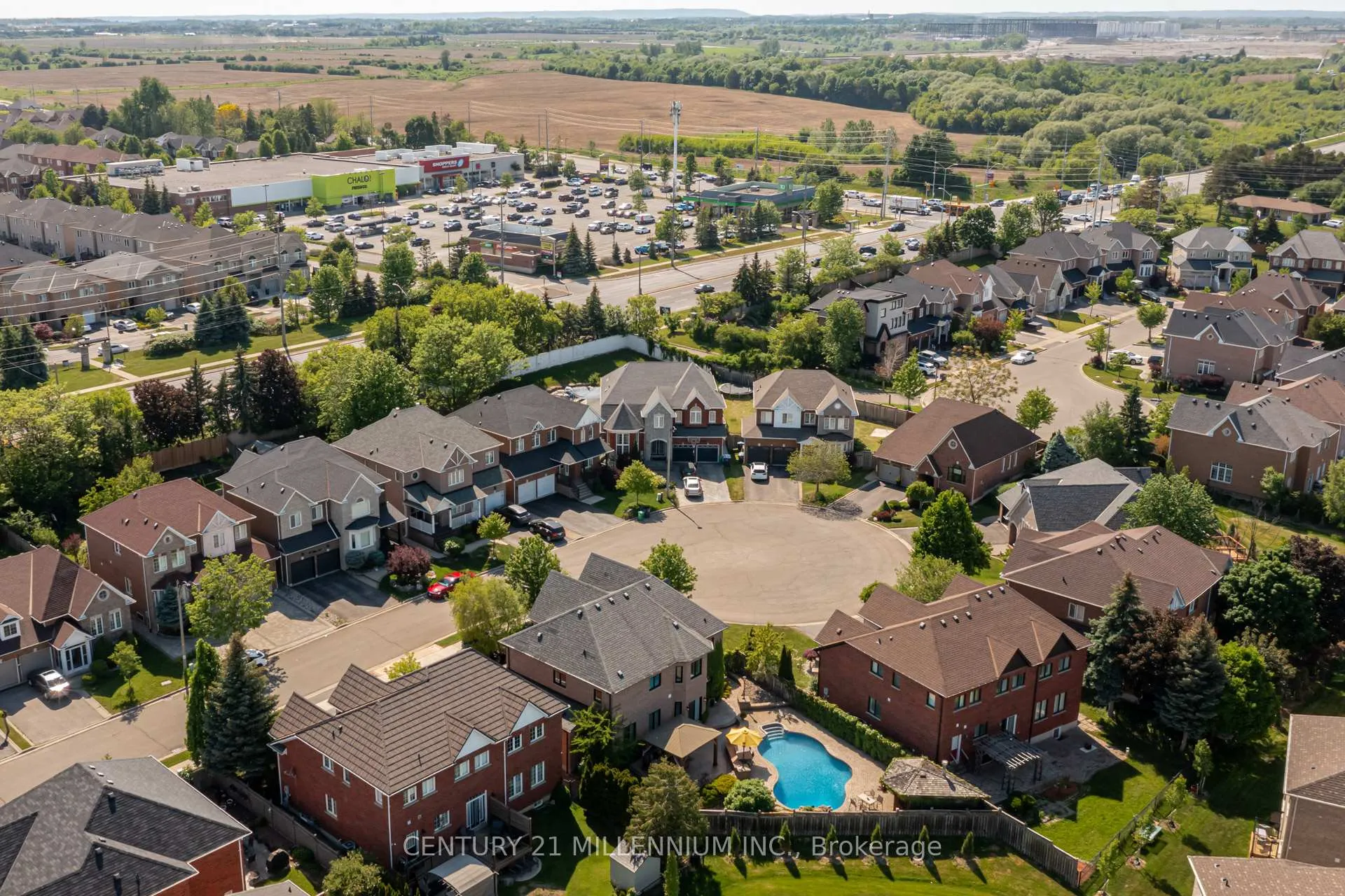 Photo 34 of 38 Hillson Court, Brampton, Vales of Castlemore — HOMEH