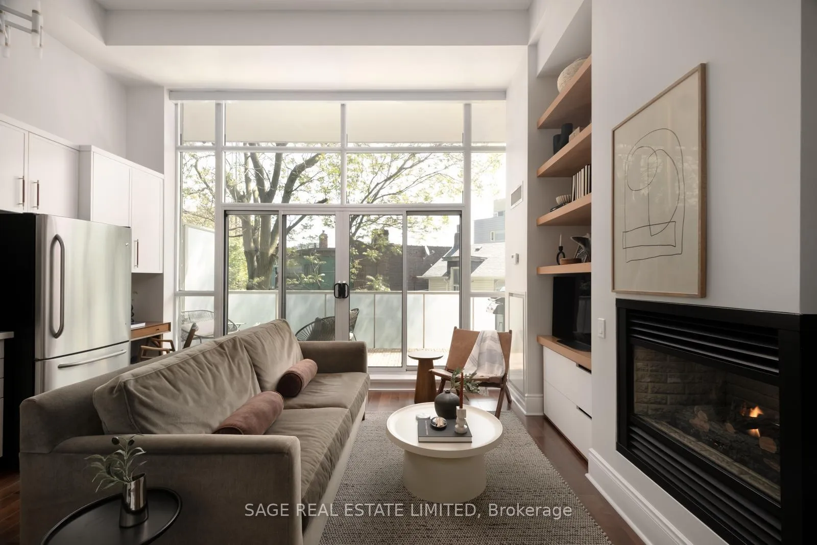 Photo 2 of Unit 210, 437 Roncesvalles Avenue, Toronto, Roncesvalles — HOMEH