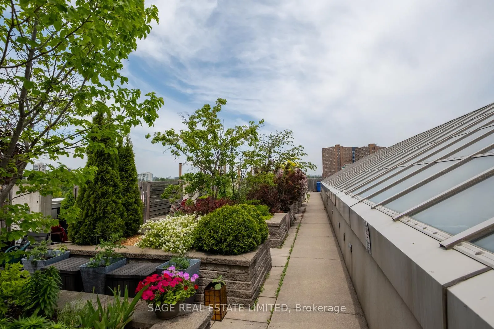 Photo 34 of Unit 210, 437 Roncesvalles Avenue, Toronto, Roncesvalles — HOMEH