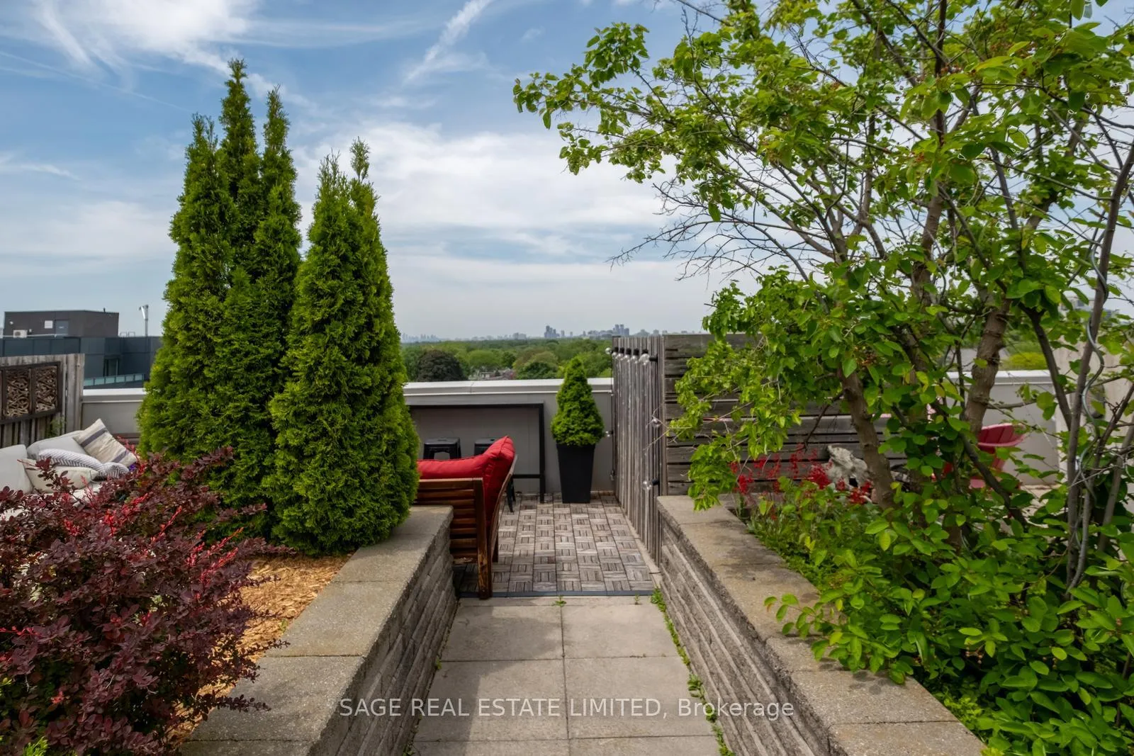 Photo 35 of Unit 210, 437 Roncesvalles Avenue, Toronto, Roncesvalles — HOMEH