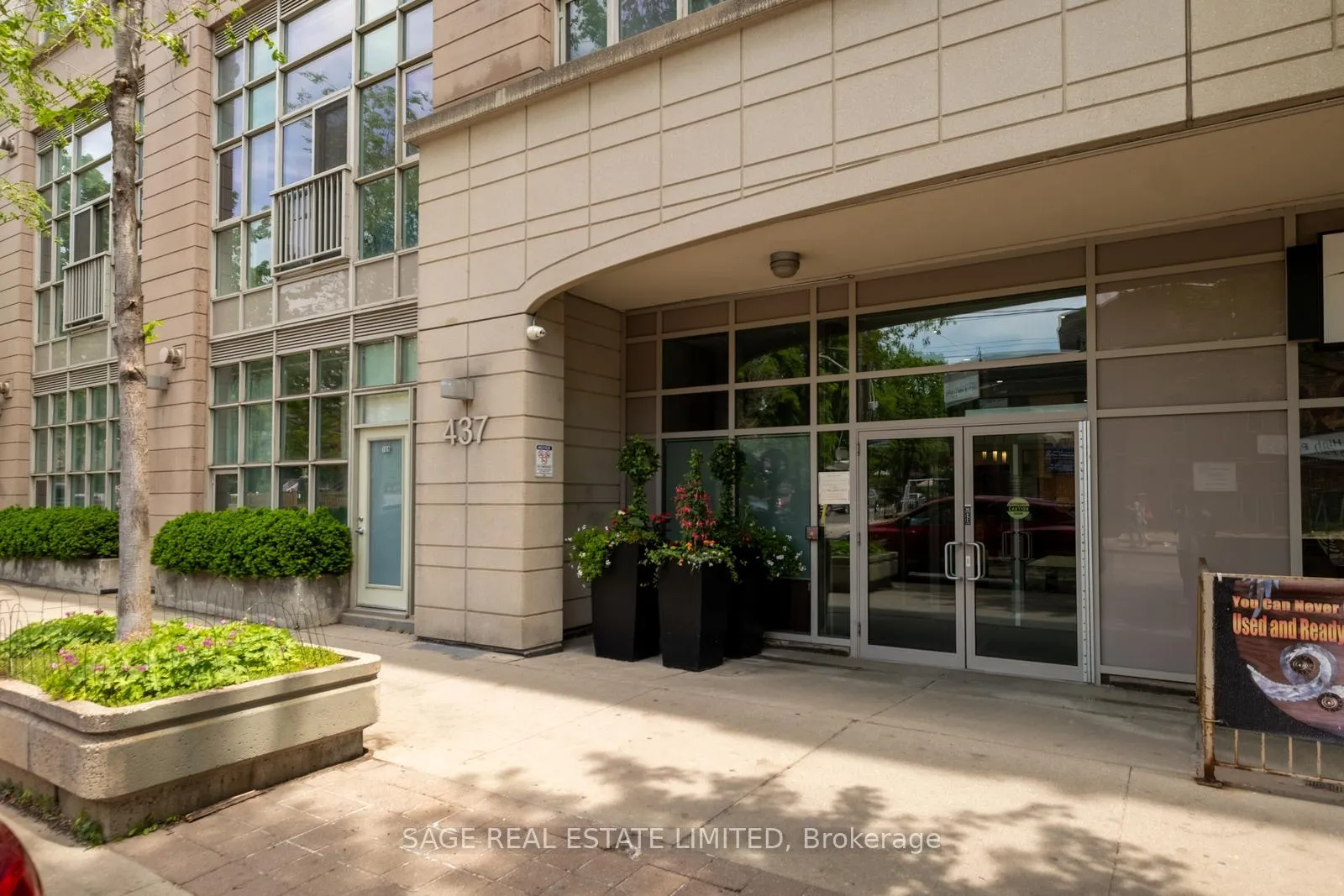 Photo 38 of Unit 210, 437 Roncesvalles Avenue, Toronto, Roncesvalles — HOMEH