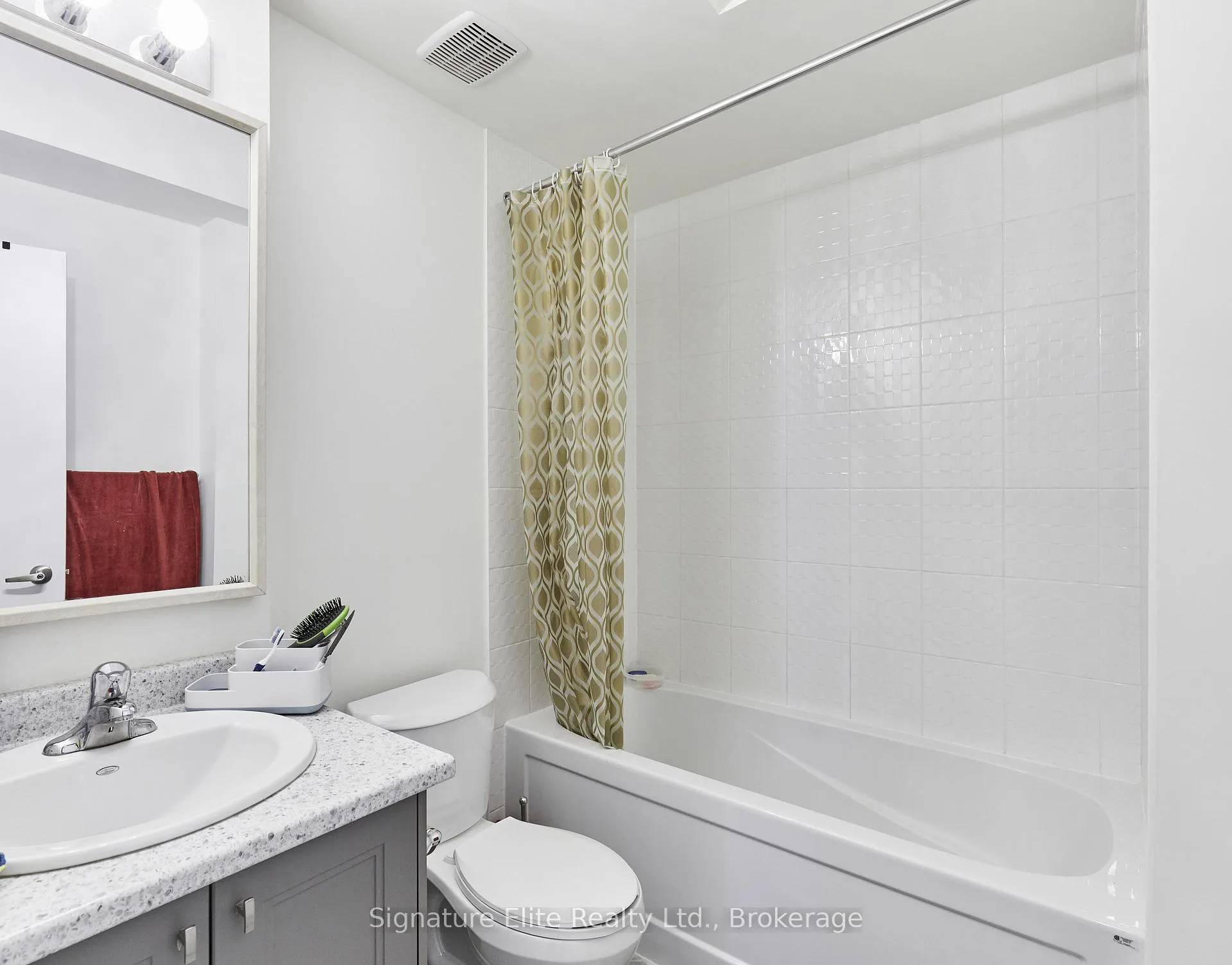 Photo 8 of Unit 2002, 160 Densmore Road, Cobourg — HOMEH