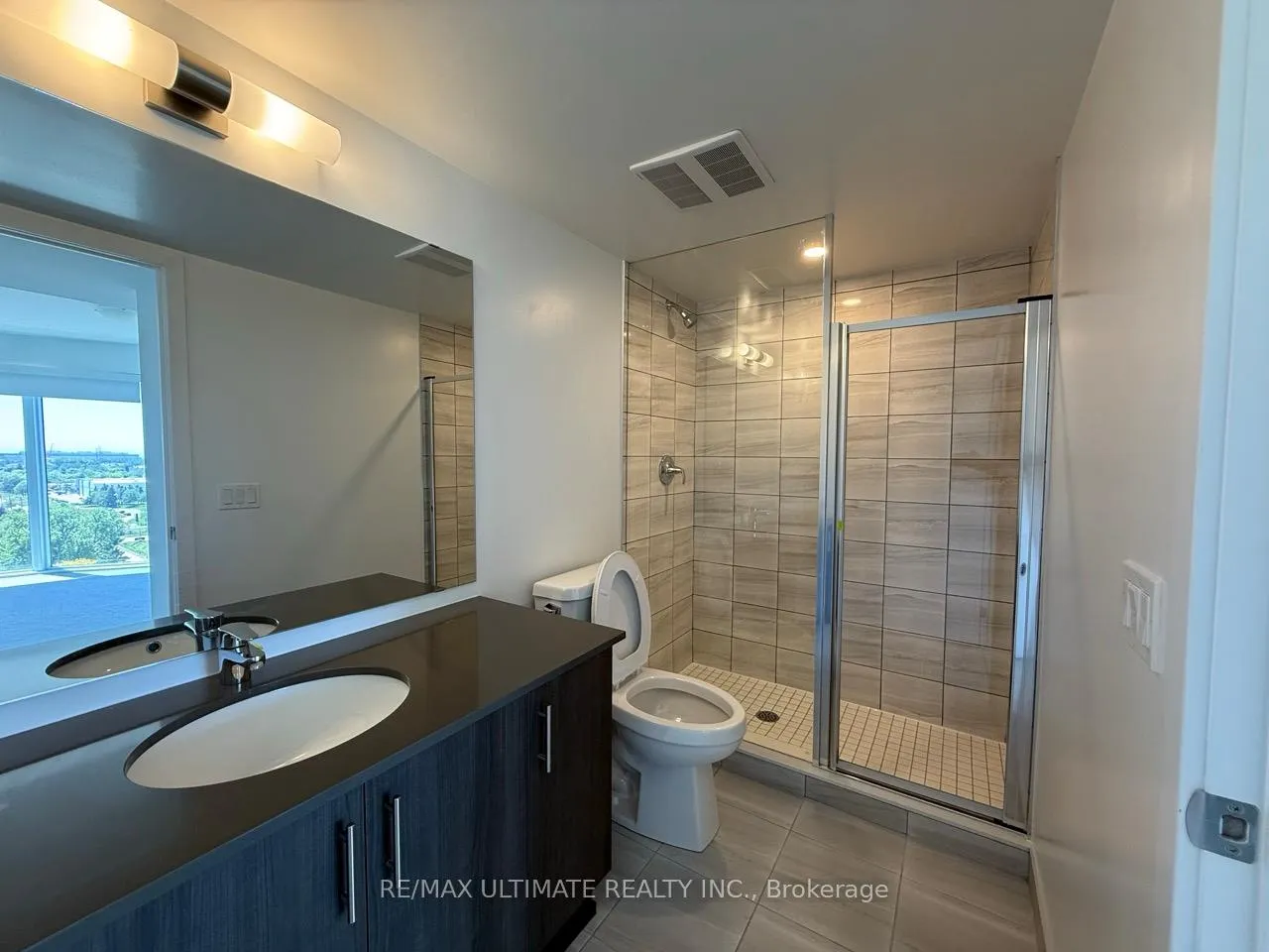 Photo 5 of Unit 1105, 1010 Sandy Beach Road, Pickering, Bay Ridges — HOMEH