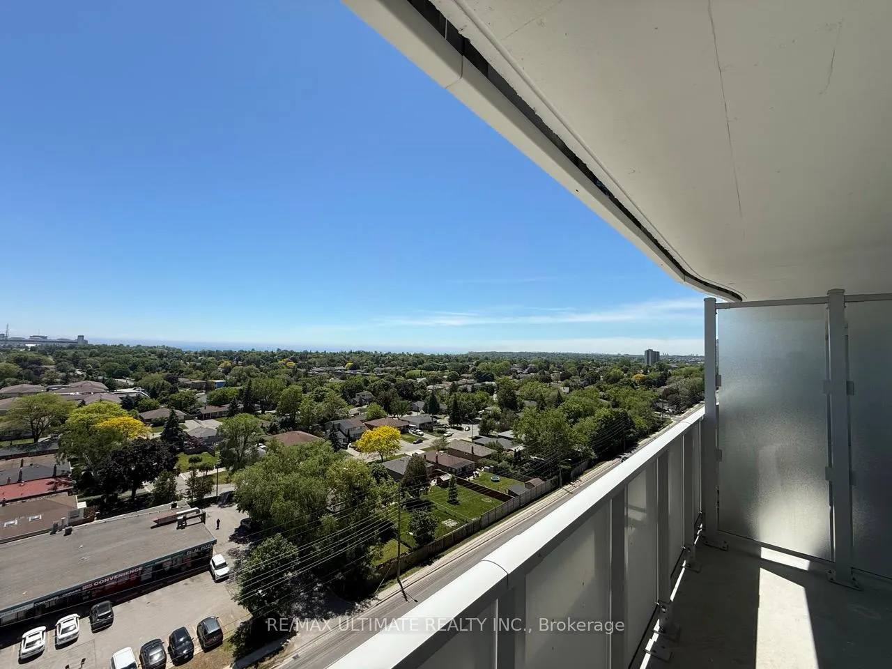 Photo 14 of Unit 1105, 1010 Sandy Beach Road, Pickering, Bay Ridges — HOMEH