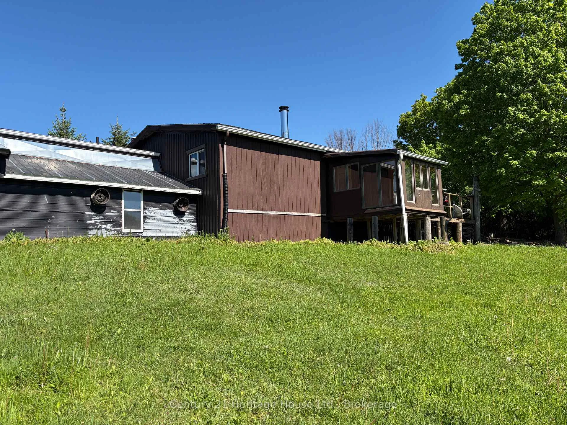 Photo 4 of 522241 Concession 12, West Grey — HOMEH