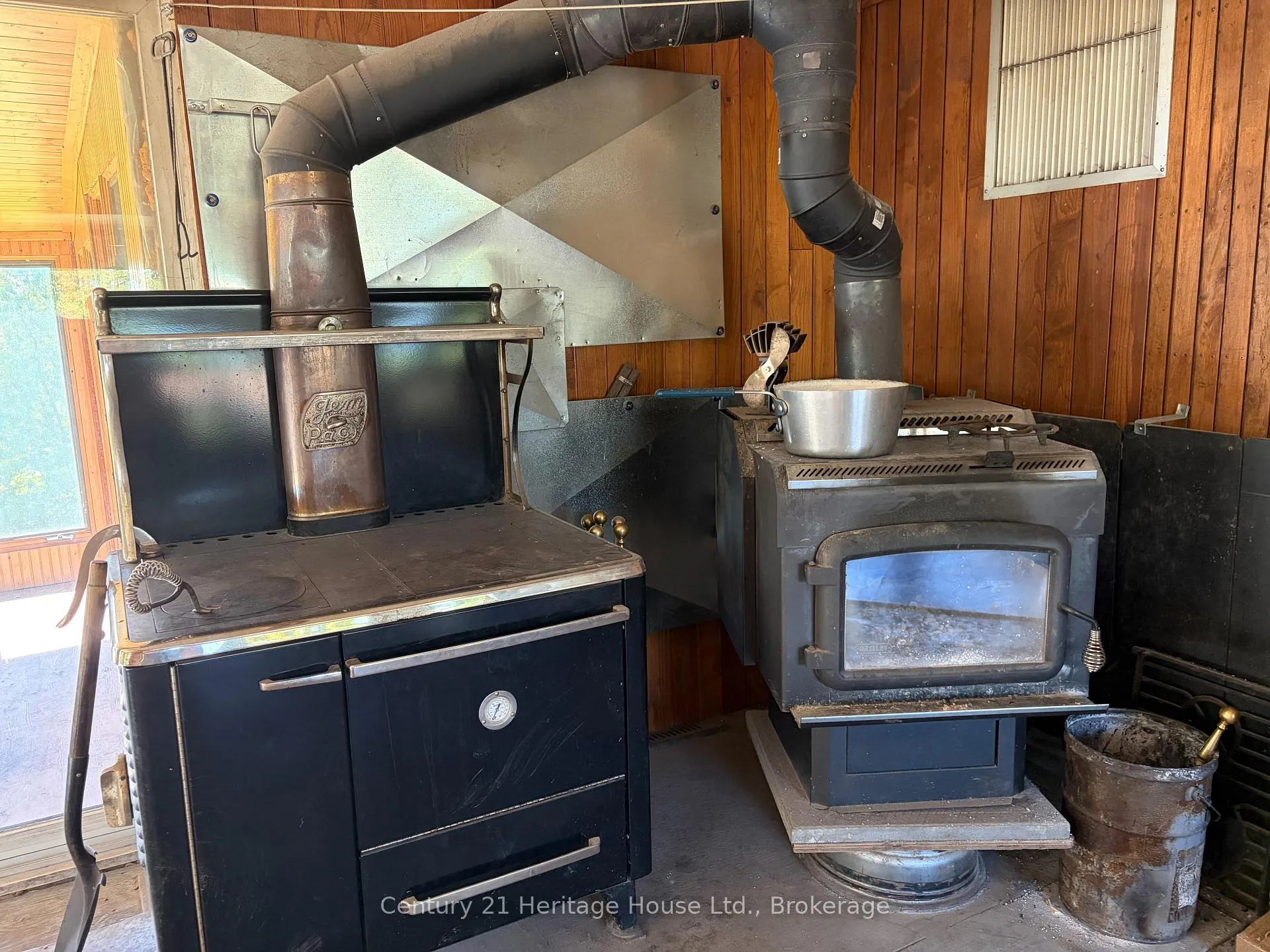 Photo 14 of 522241 Concession 12, West Grey — HOMEH