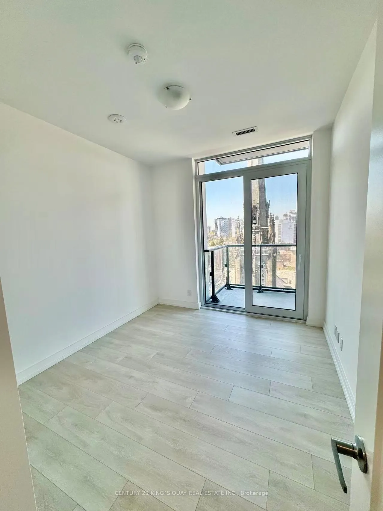 Photo 16 of Unit 1002, 75 James Street S, Hamilton, Corktown — HOMEH