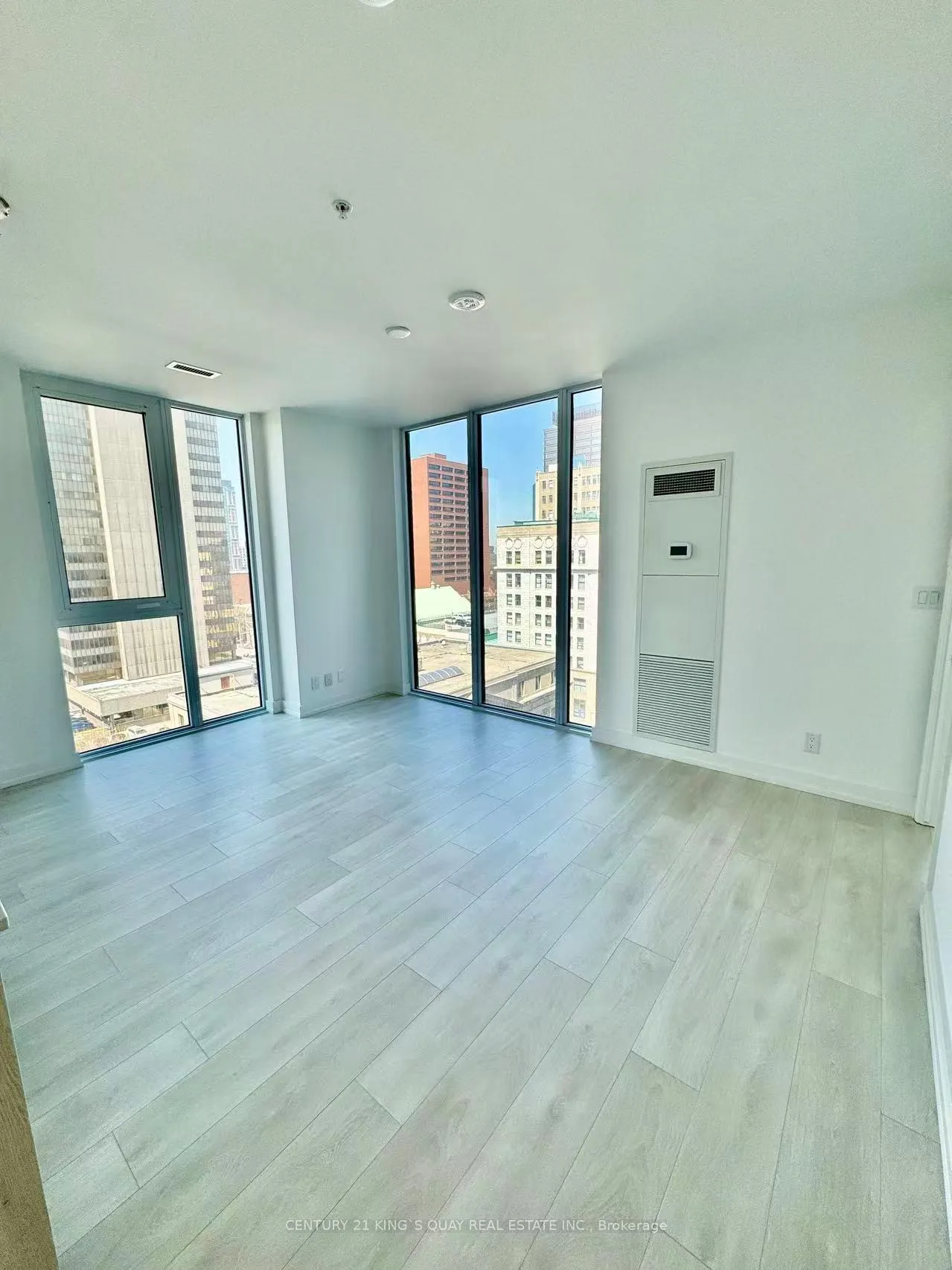 Photo 24 of Unit 1002, 75 James Street S, Hamilton, Corktown — HOMEH