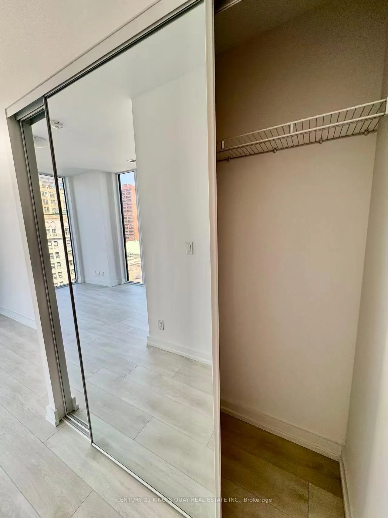 Photo 27 of Unit 1002, 75 James Street S, Hamilton, Corktown — HOMEH