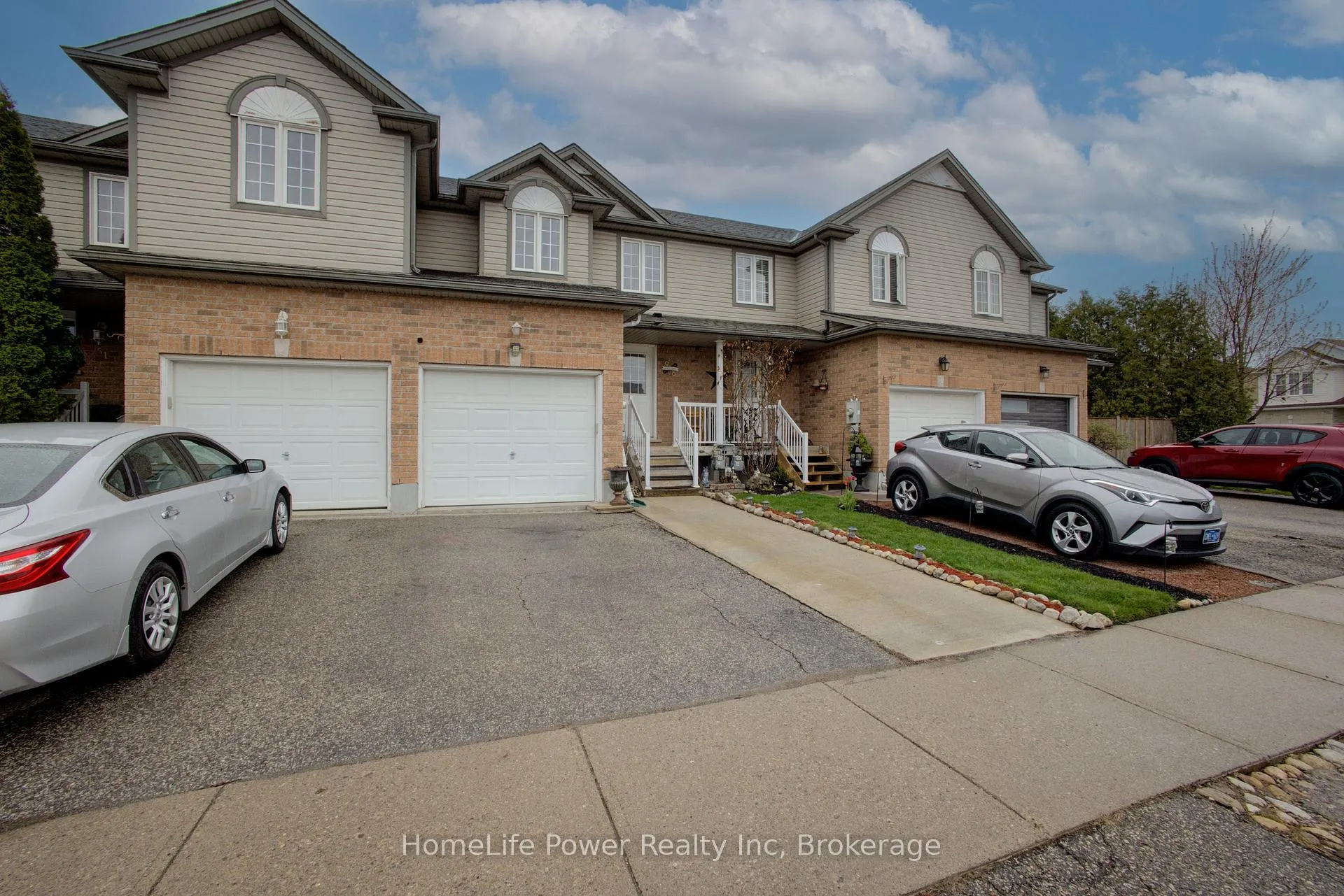 Photo 24 of 53 Prosperity Drive, Kitchener, Larentian West — HOMEH