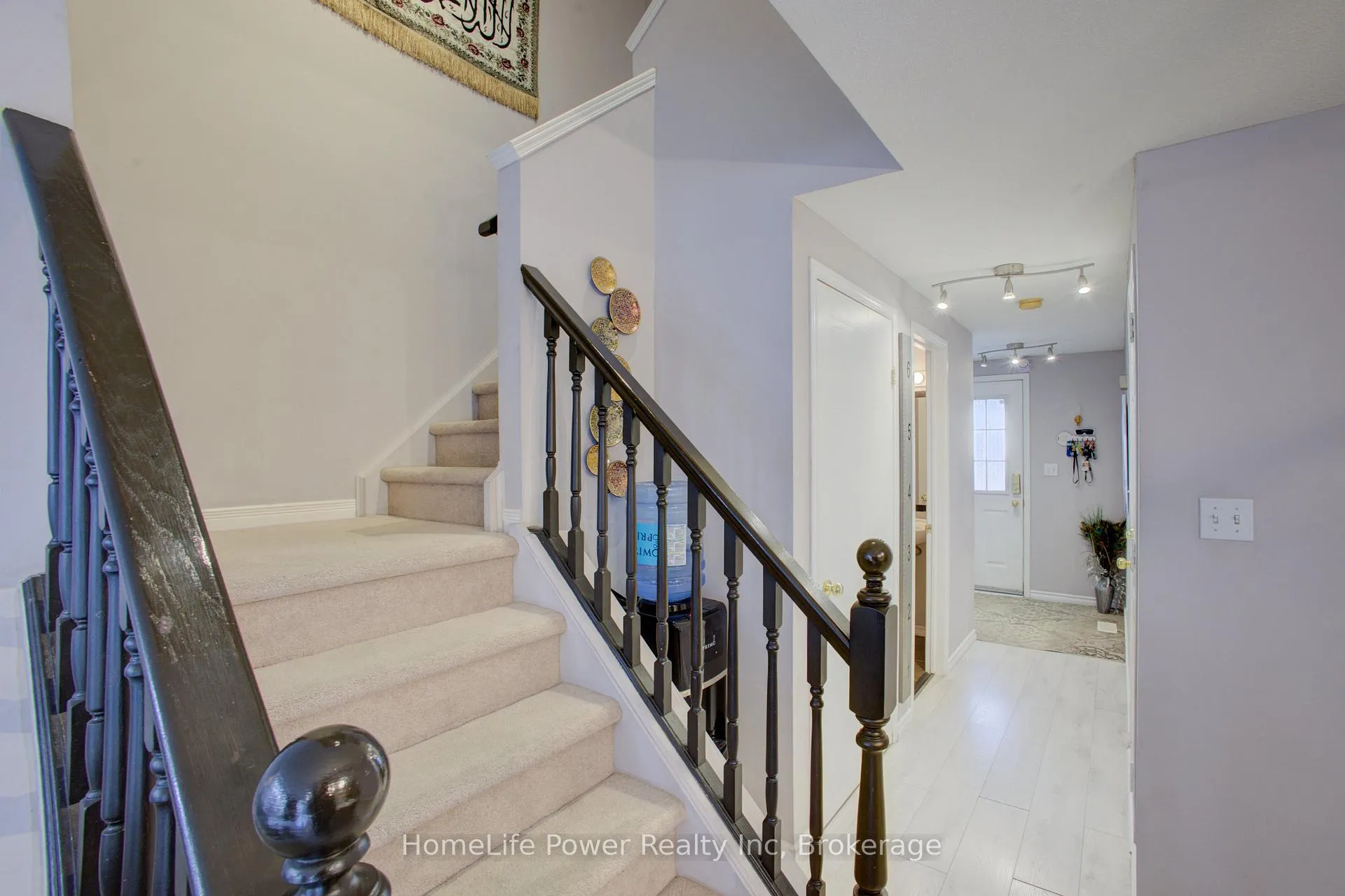 Photo 1 of 53 Prosperity Drive, Kitchener, Larentian West — HOMEH