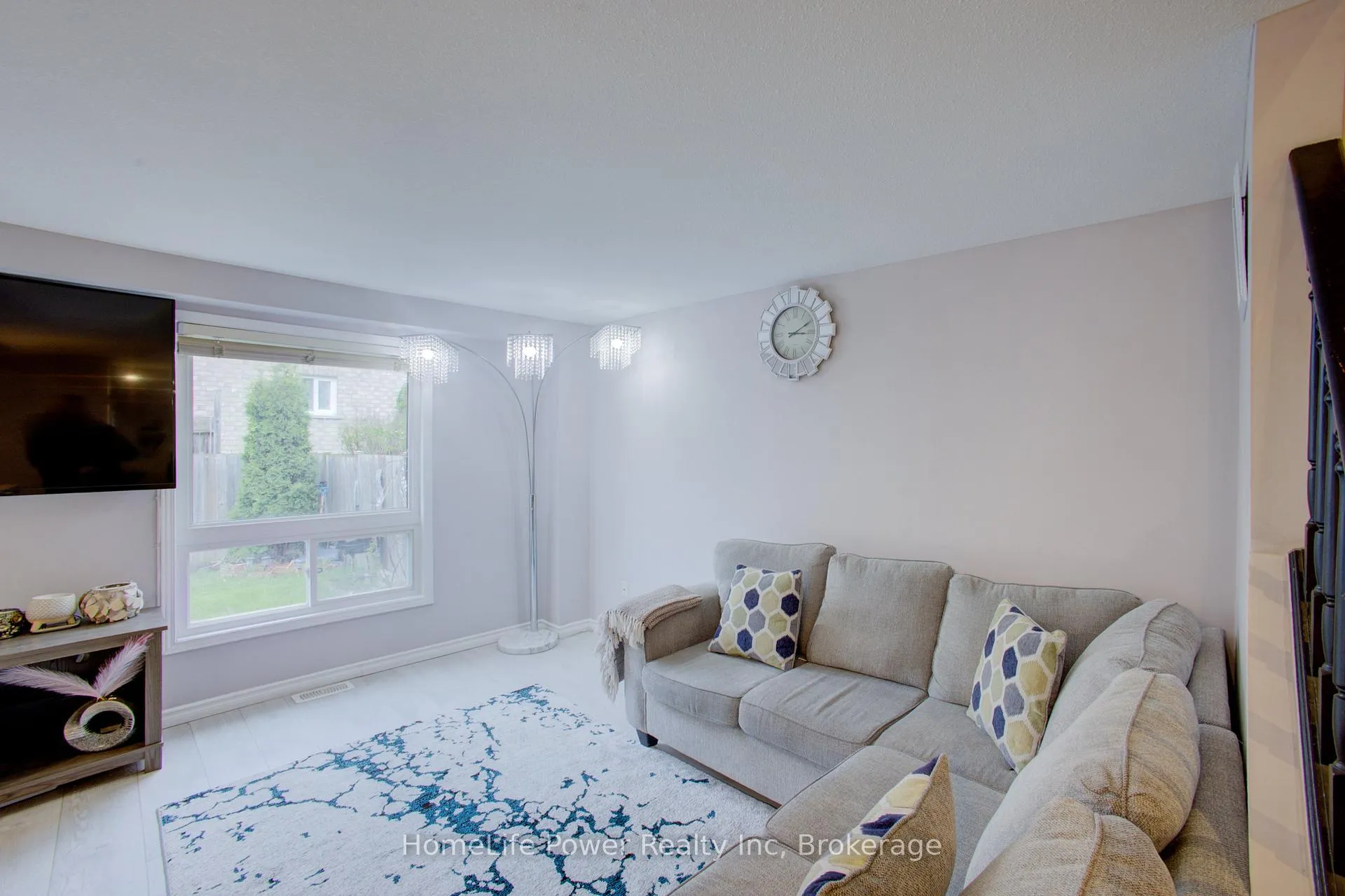 Photo 8 of 53 Prosperity Drive, Kitchener, Larentian West — HOMEH