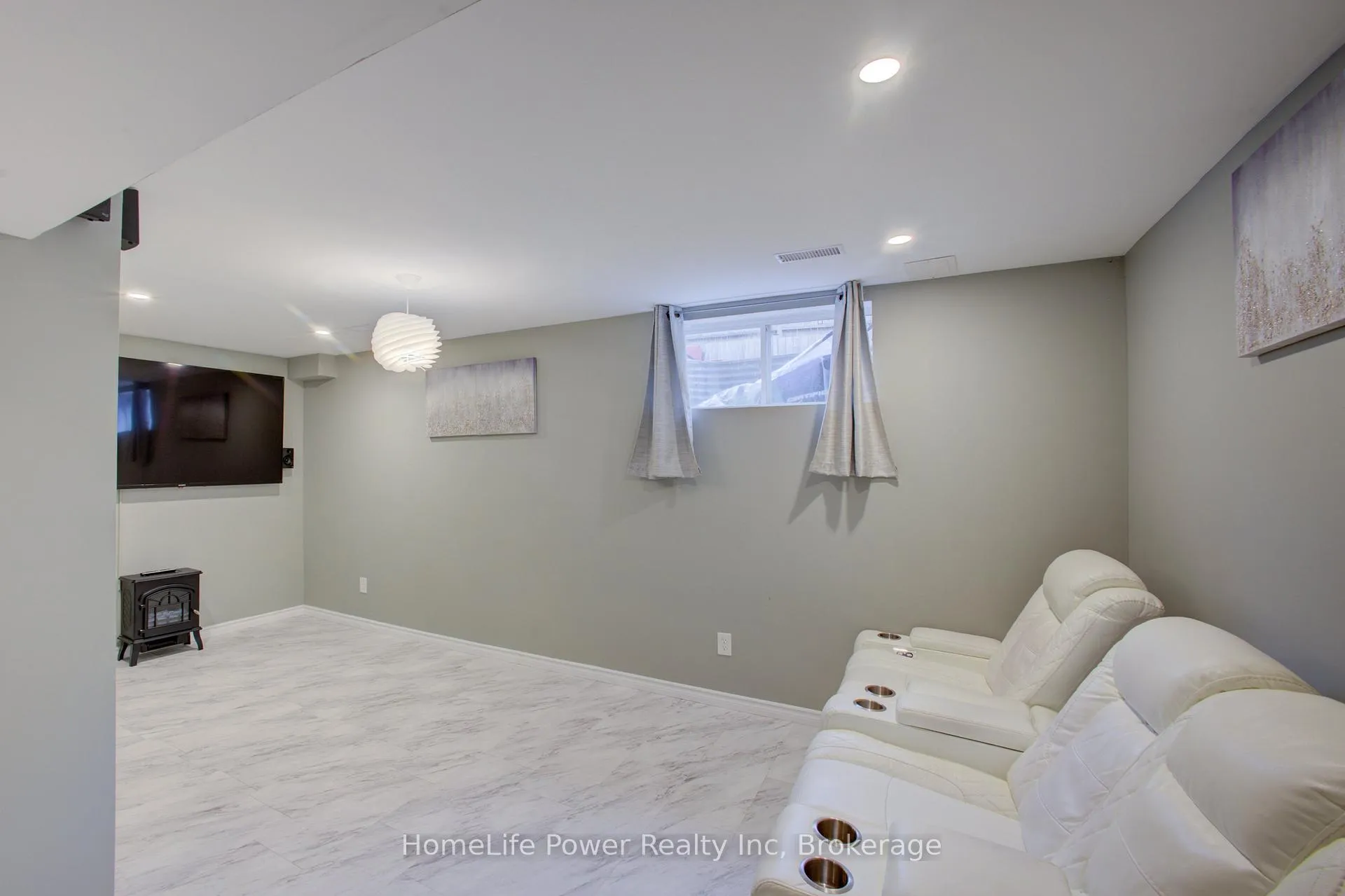 Photo 20 of 53 Prosperity Drive, Kitchener, Larentian West — HOMEH