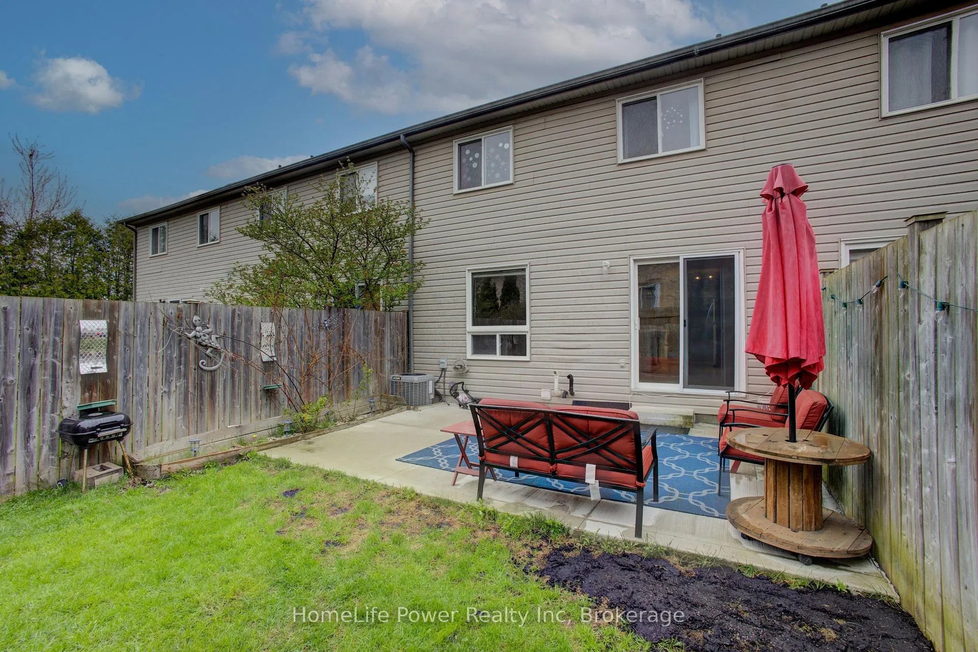 Photo 30 of 53 Prosperity Drive, Kitchener, Larentian West — HOMEH