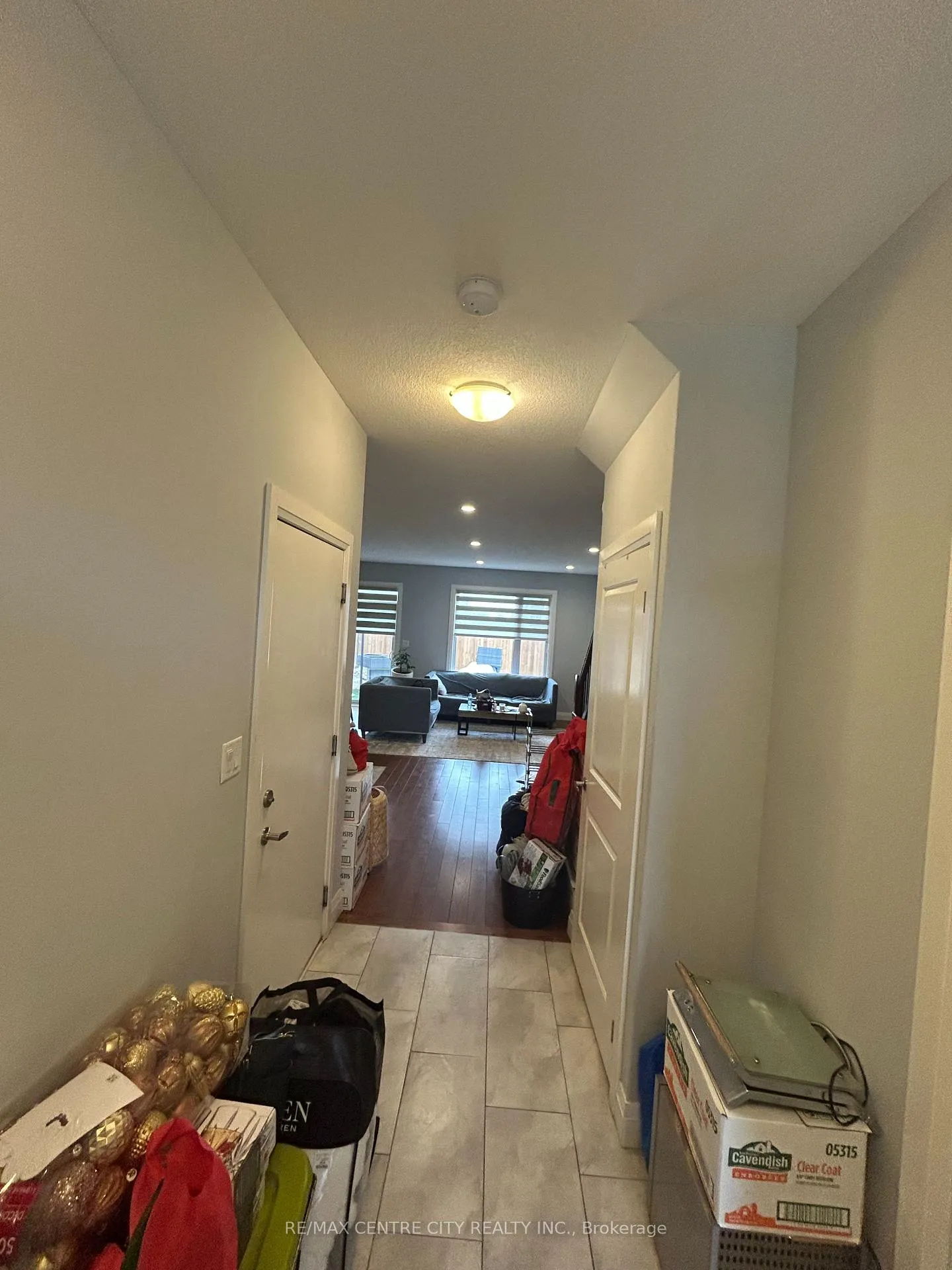 Photo 3 of 751 Freeport Street, London, North E — HOMEH