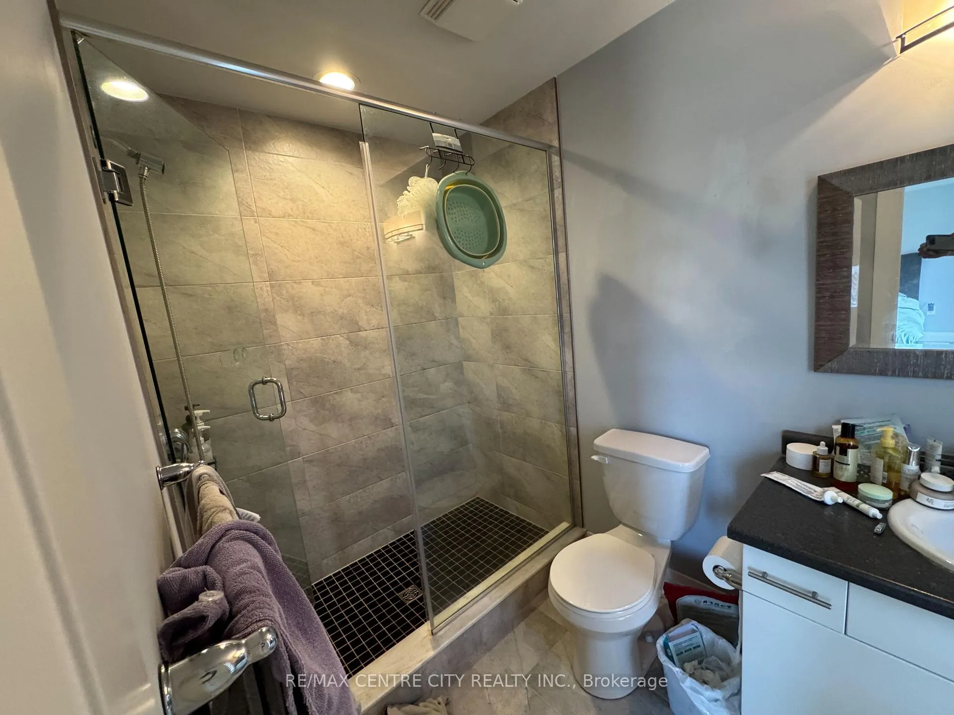 Photo 23 of 751 Freeport Street, London, North E — HOMEH
