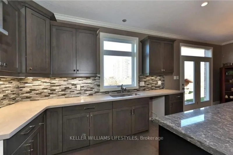 Photo 46 of 3135 Pincombe Drive, London, South W — HOMEH