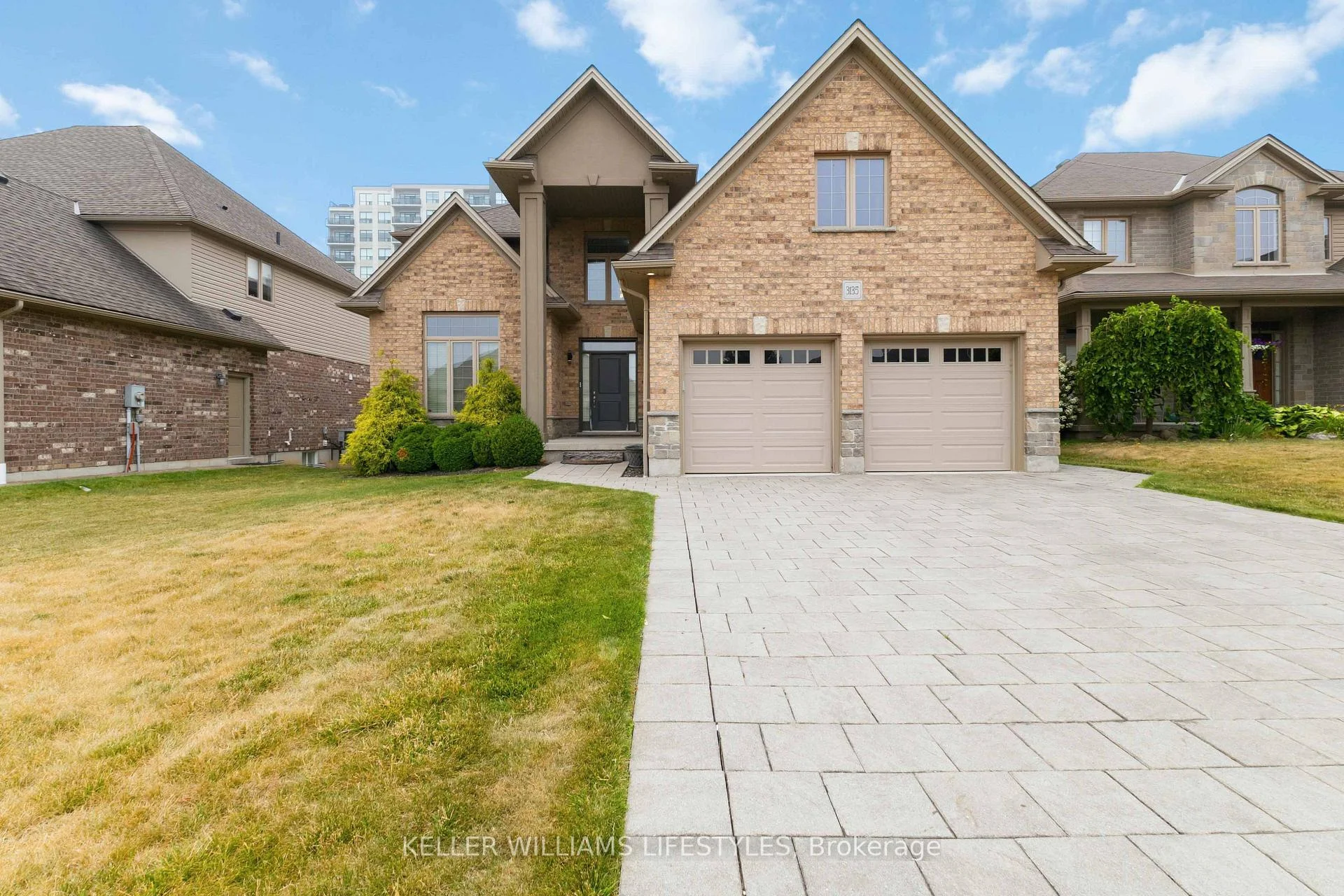 Photo 3 of 3135 Pincombe Drive, London, South W — HOMEH