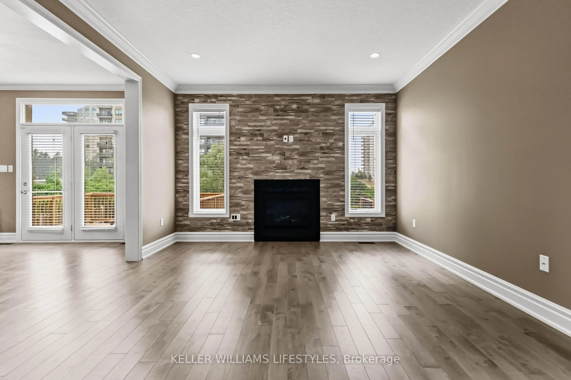 Photo 9 of 3135 Pincombe Drive, London, South W — HOMEH