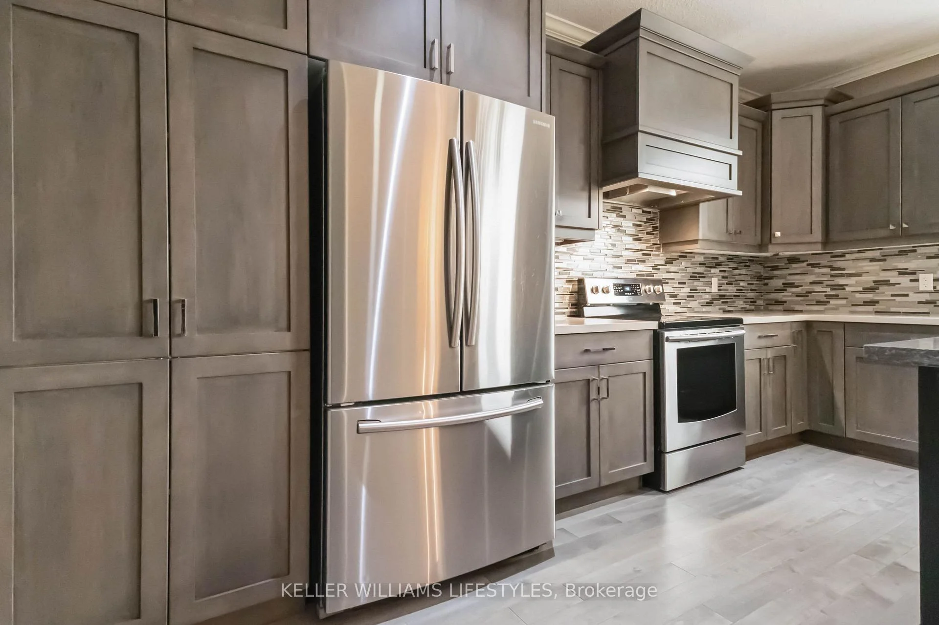 Photo 13 of 3135 Pincombe Drive, London, South W — HOMEH