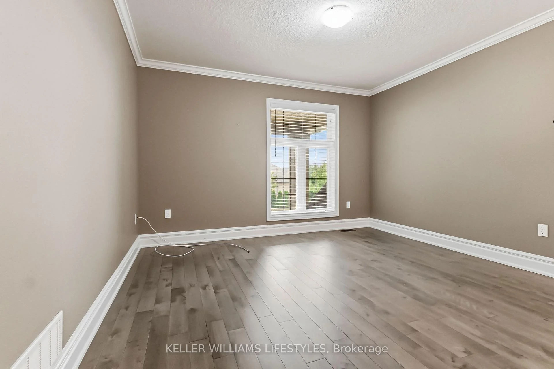 Photo 20 of 3135 Pincombe Drive, London, South W — HOMEH
