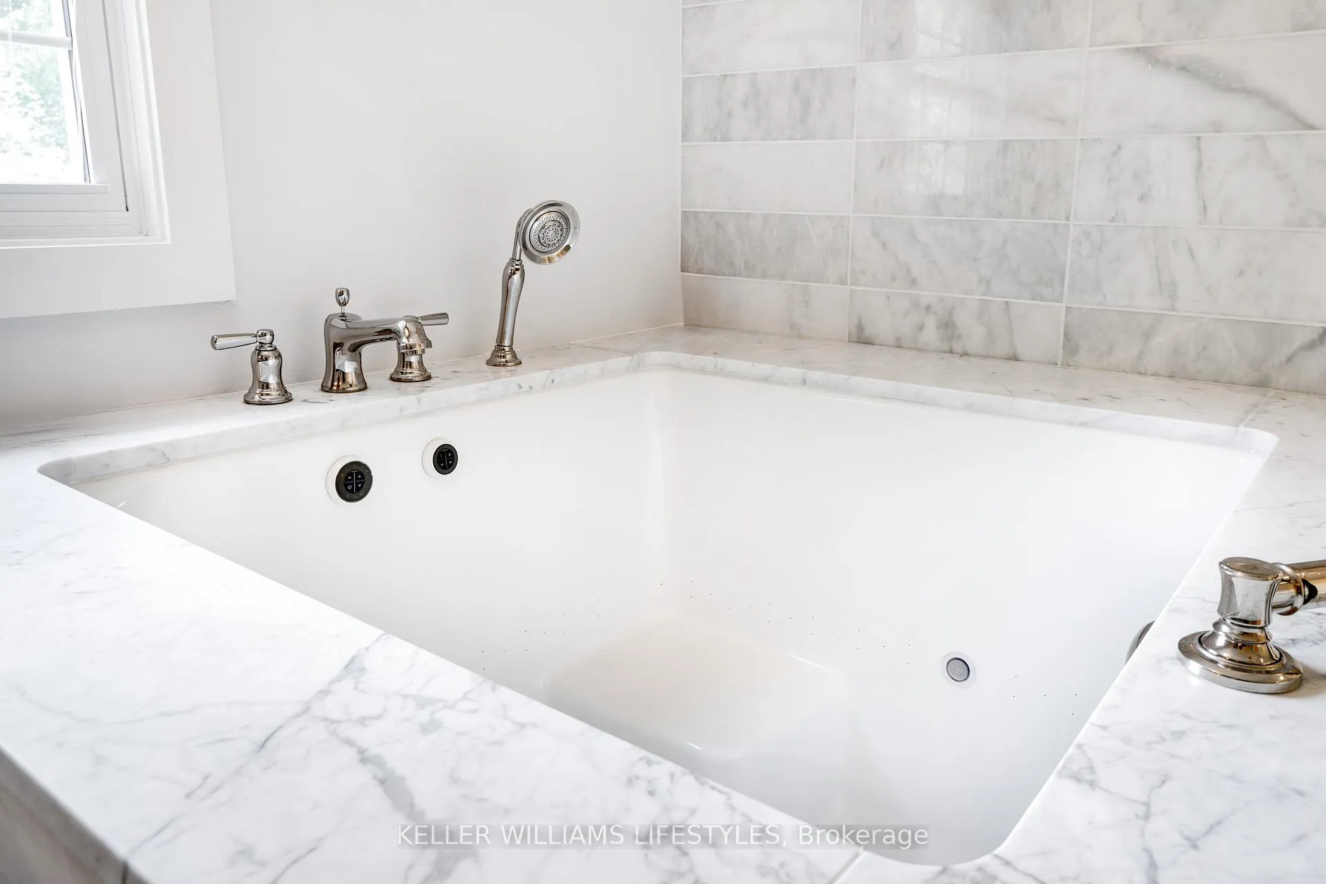 Photo 34 of 1713 Phillbrook Crescent, London, North B — HOMEH