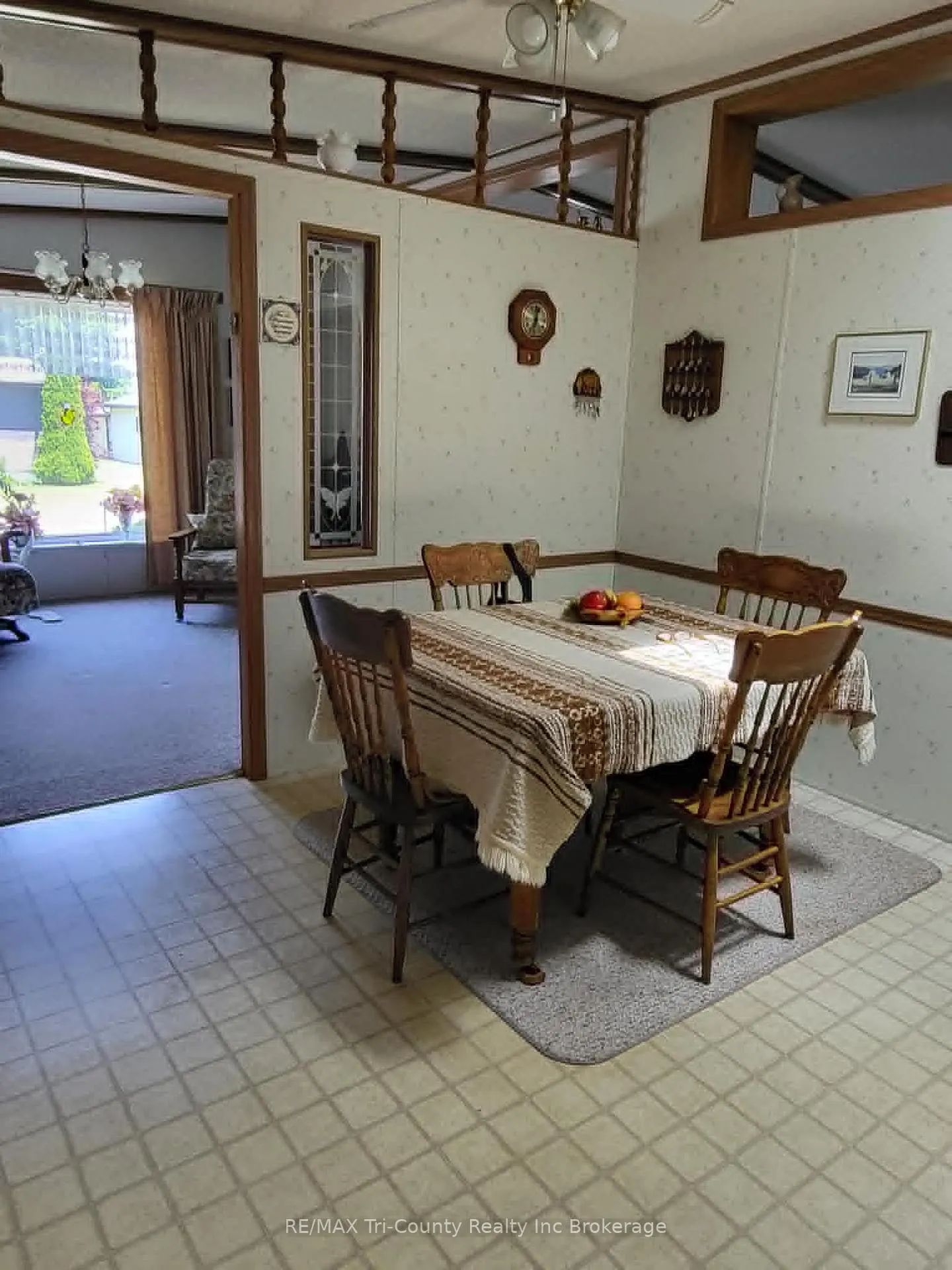 Photo 5 of 21 5th Street, Norfolk, Rural Middleton — HOMEH