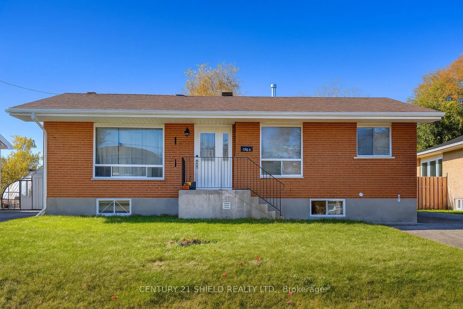 Photo 1 of 1336 Alfred Street, Cornwall — HOMEH