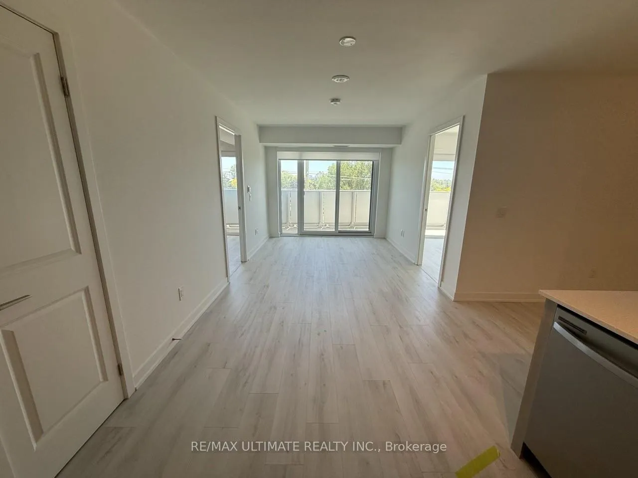 Photo 2 of Unit 311, 1010 Sandy Beach Road, Pickering, Bay Ridges — HOMEH