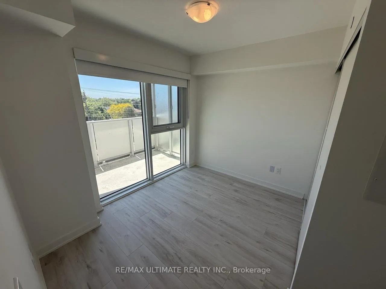 Photo 10 of Unit 311, 1010 Sandy Beach Road, Pickering, Bay Ridges — HOMEH