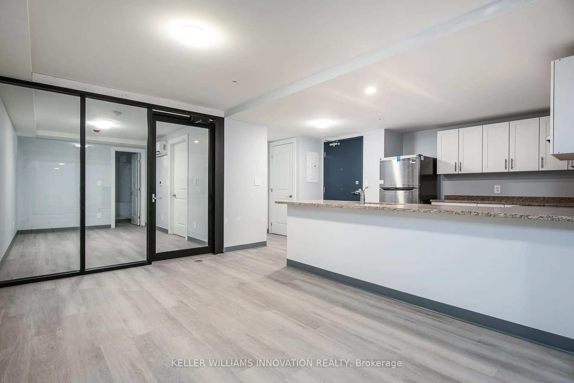 Photo 7 of Unit 002, 10 Queen Street, St. Thomas — HOMEH