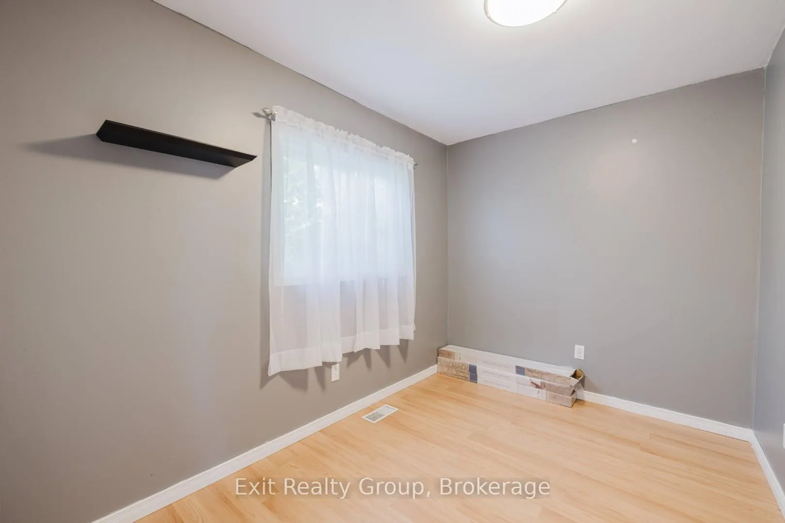 Photo 6 of 53 Quinte View Drive, Quinte West, Sidney Ward — HOMEH