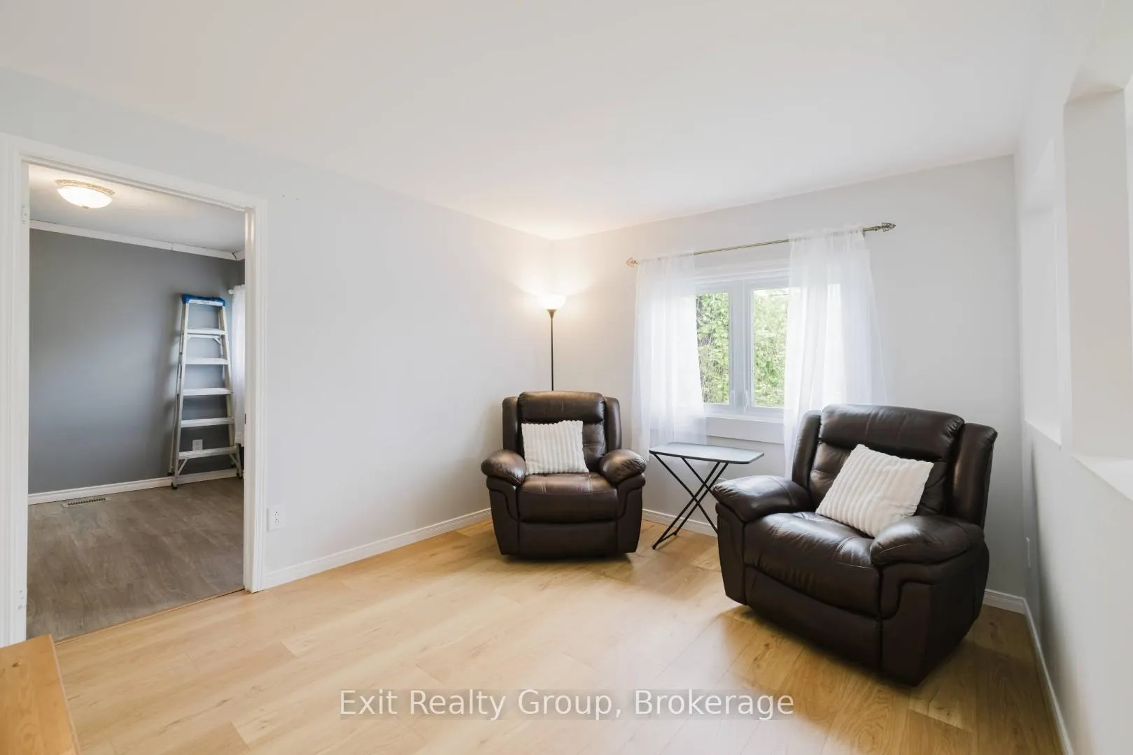 Photo 7 of 53 Quinte View Drive, Quinte West, Sidney Ward — HOMEH