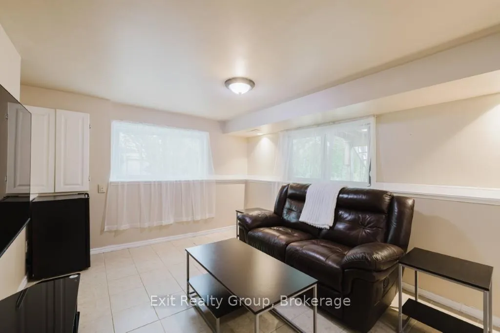 Photo 16 of 53 Quinte View Drive, Quinte West, Sidney Ward — HOMEH