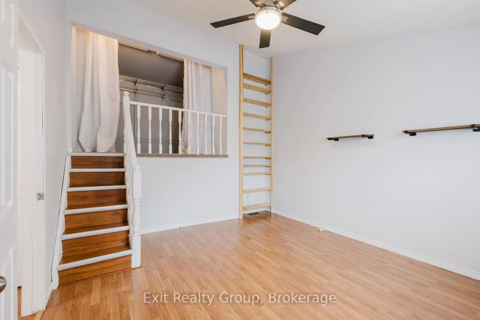 Photo 22 of 53 Quinte View Drive, Quinte West, Sidney Ward — HOMEH