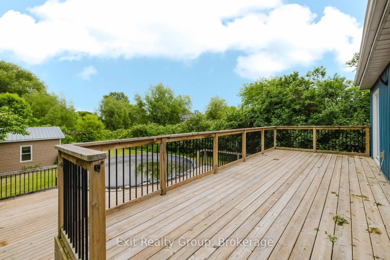 Photo 36 of 53 Quinte View Drive, Quinte West, Sidney Ward — HOMEH
