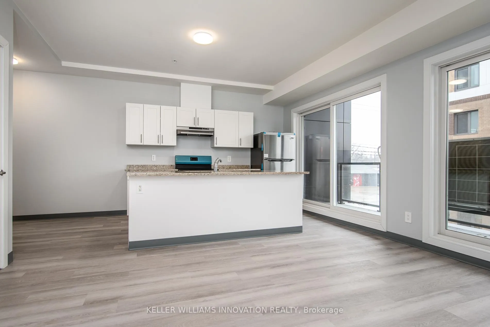 Photo 6 of Unit 202, 10 Queen Street, St. Thomas — HOMEH
