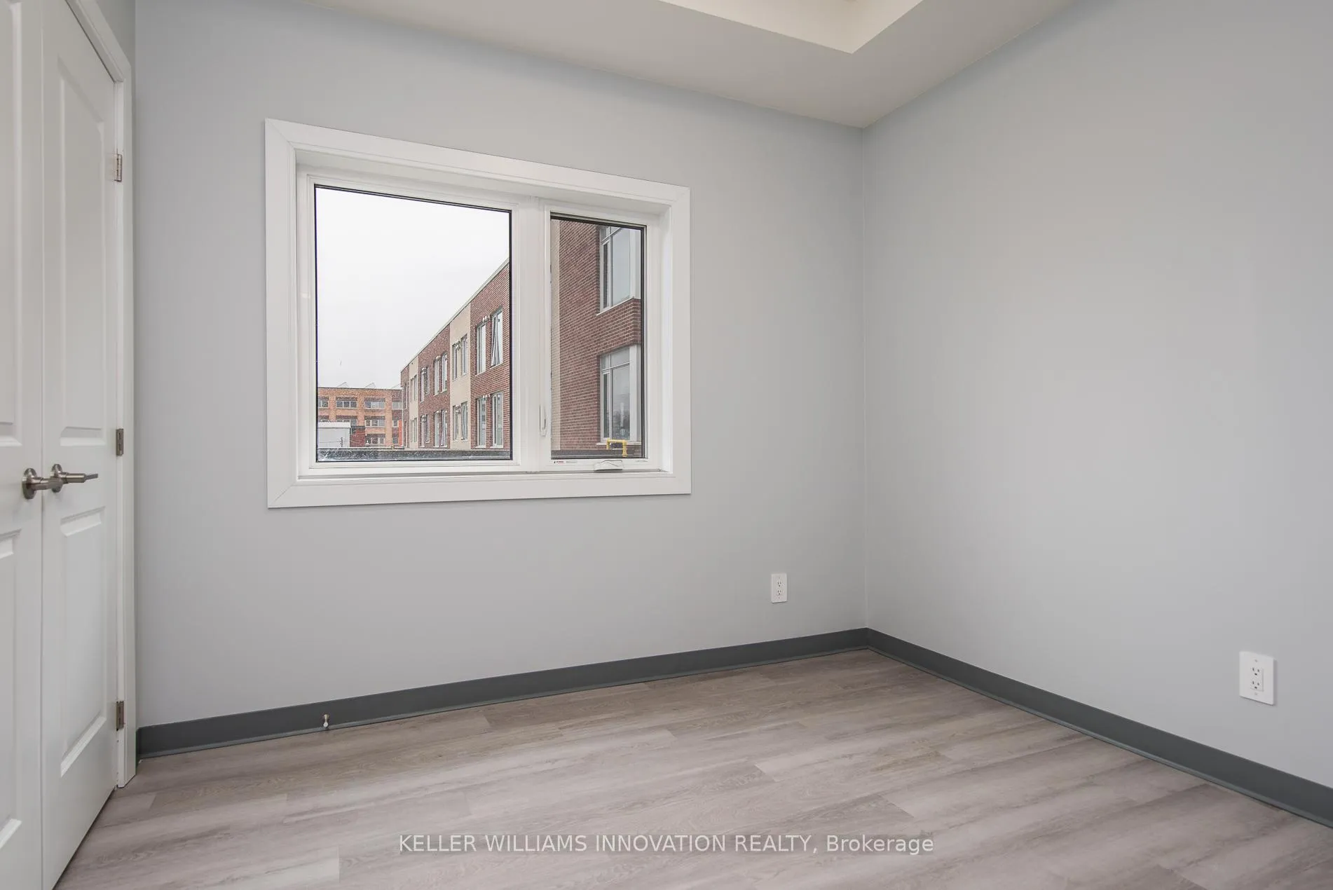 Photo 16 of Unit 202, 10 Queen Street, St. Thomas — HOMEH