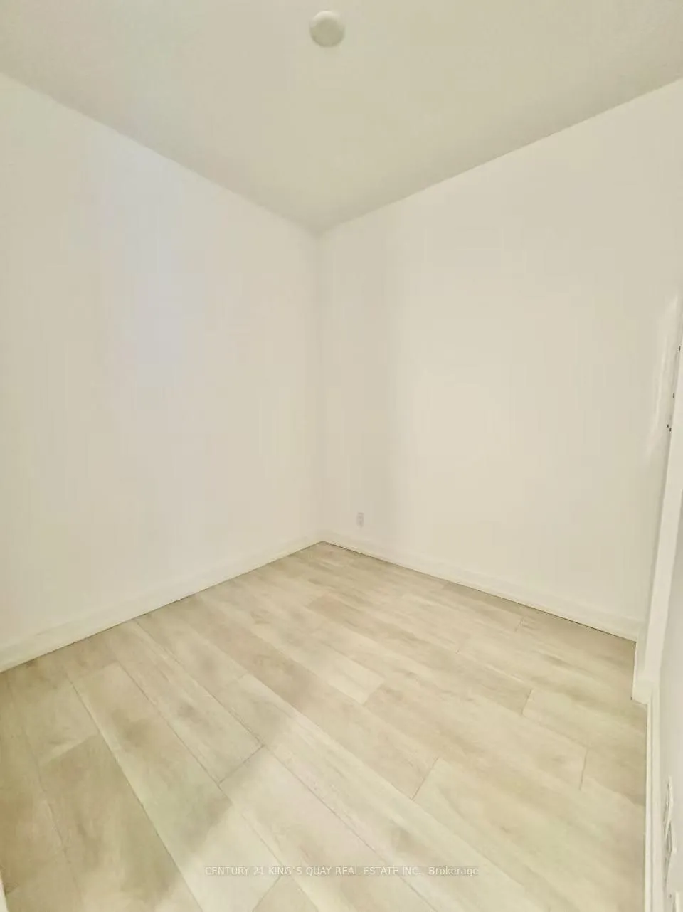 Photo 17 of Unit 901, 75 James Street S, Hamilton, Corktown — HOMEH