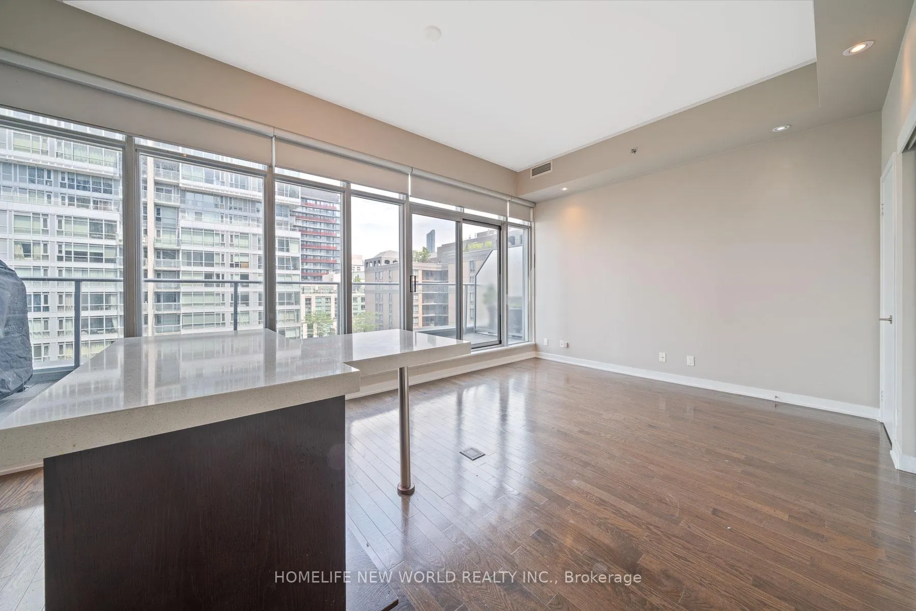 Photo 7 of Unit UPH13, 21 Nelson Street, Toronto, Waterfront Communities — HOMEH