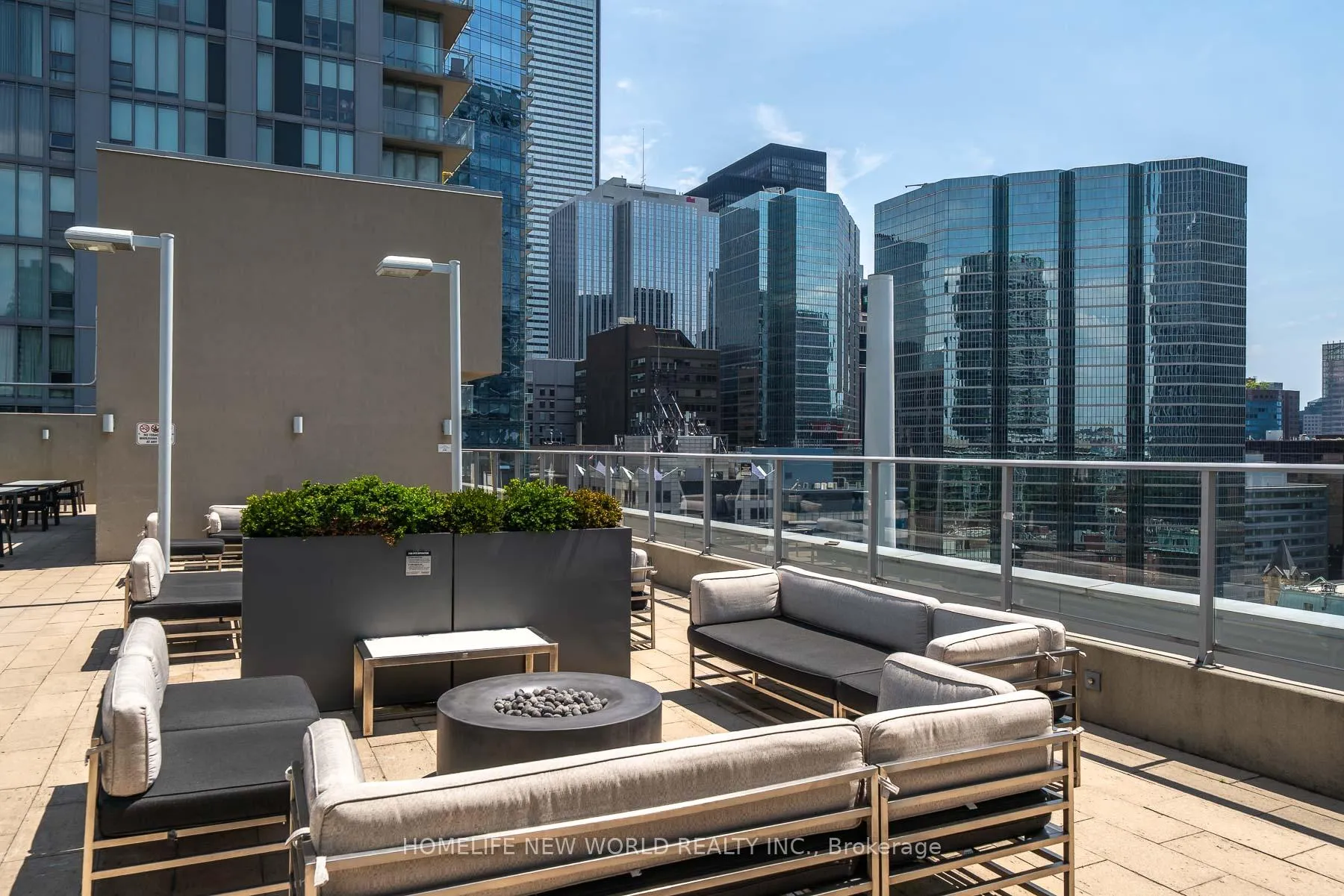 Photo 25 of Unit UPH13, 21 Nelson Street, Toronto, Waterfront Communities — HOMEH
