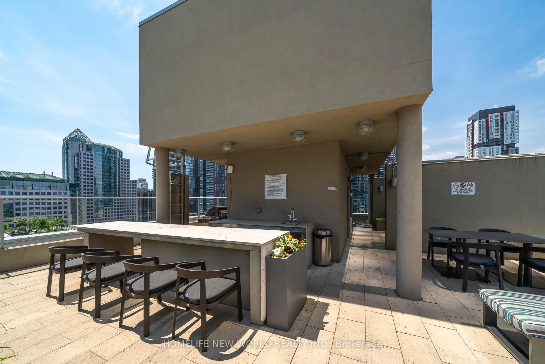Photo 28 of Unit UPH13, 21 Nelson Street, Toronto, Waterfront Communities — HOMEH