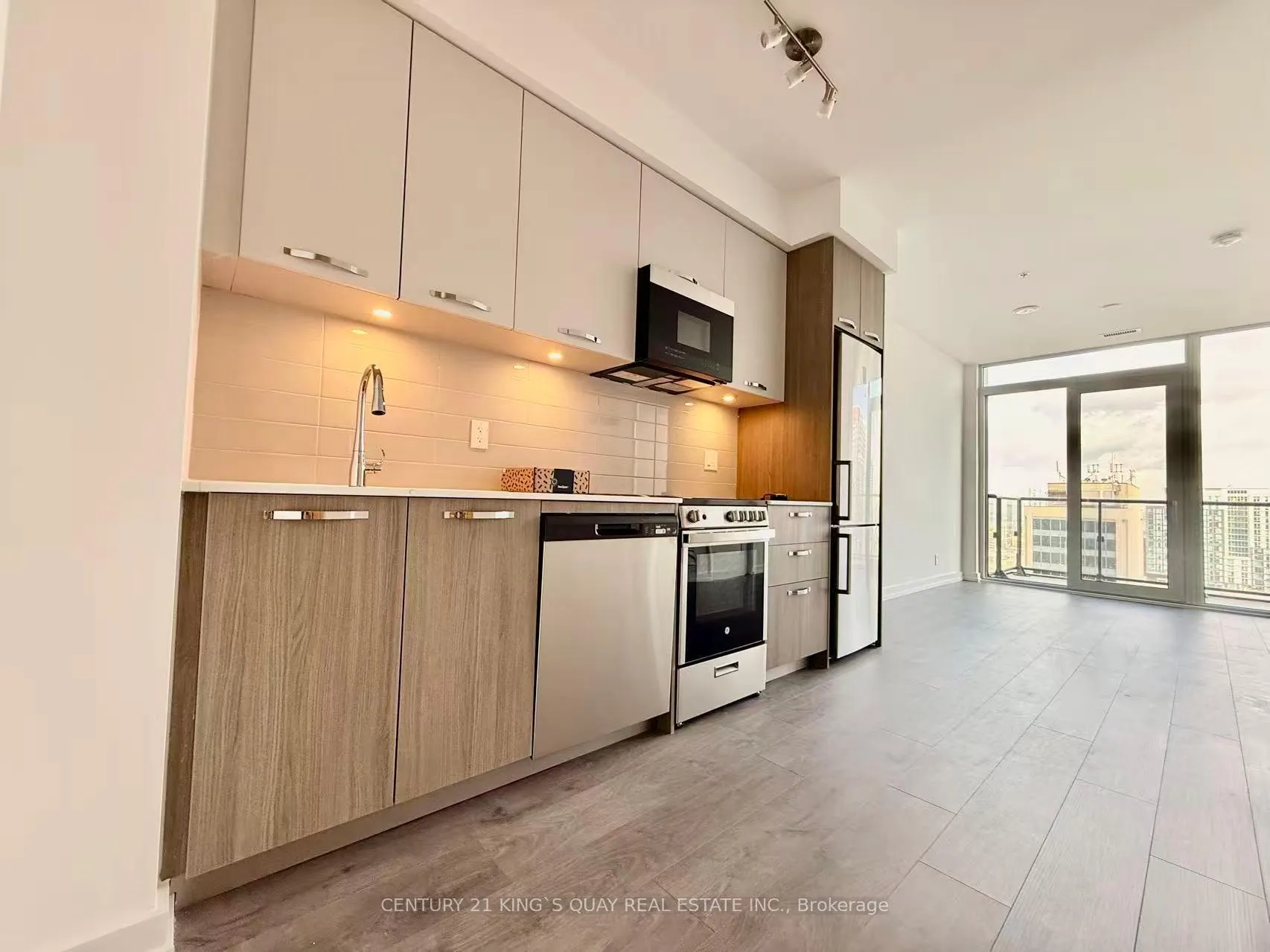 Photo 10 of Unit 1605, 75 James Street S, Hamilton, Corktown — HOMEH