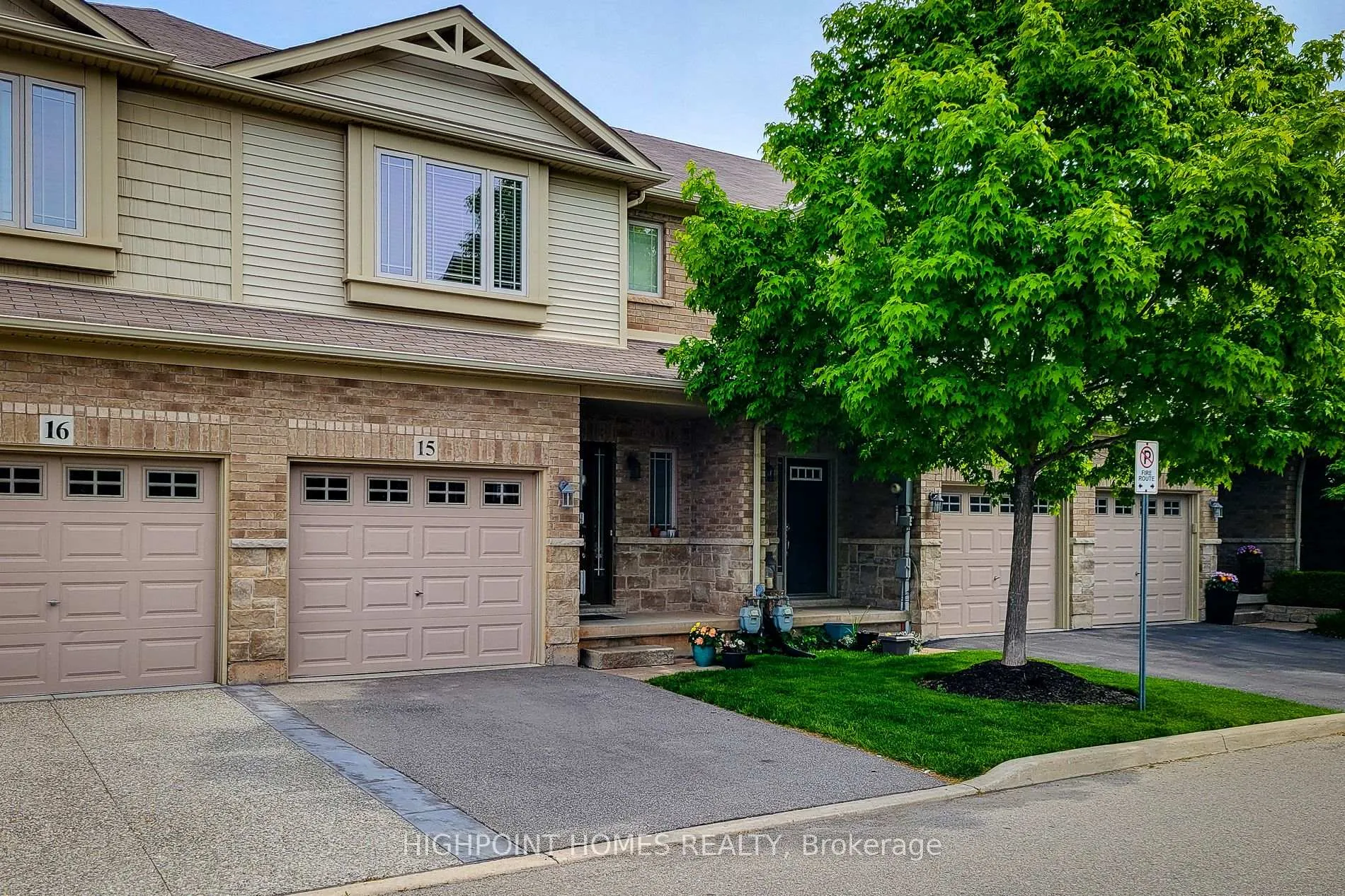 Photo 2 of Unit 15, 6 Chestnut Drive, Grimsby, Grimsby West — HOMEH