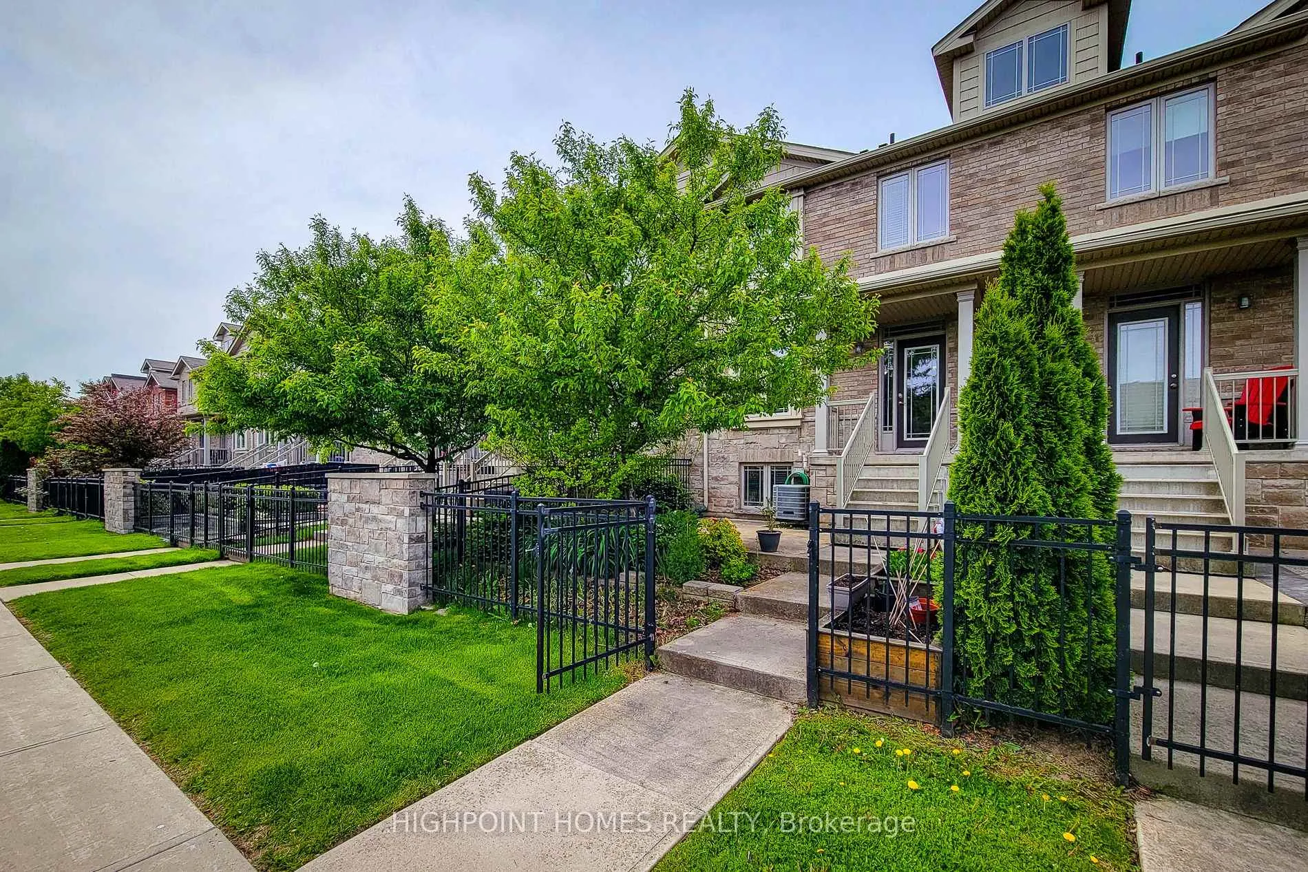 Photo 4 of Unit 15, 6 Chestnut Drive, Grimsby, Grimsby West — HOMEH