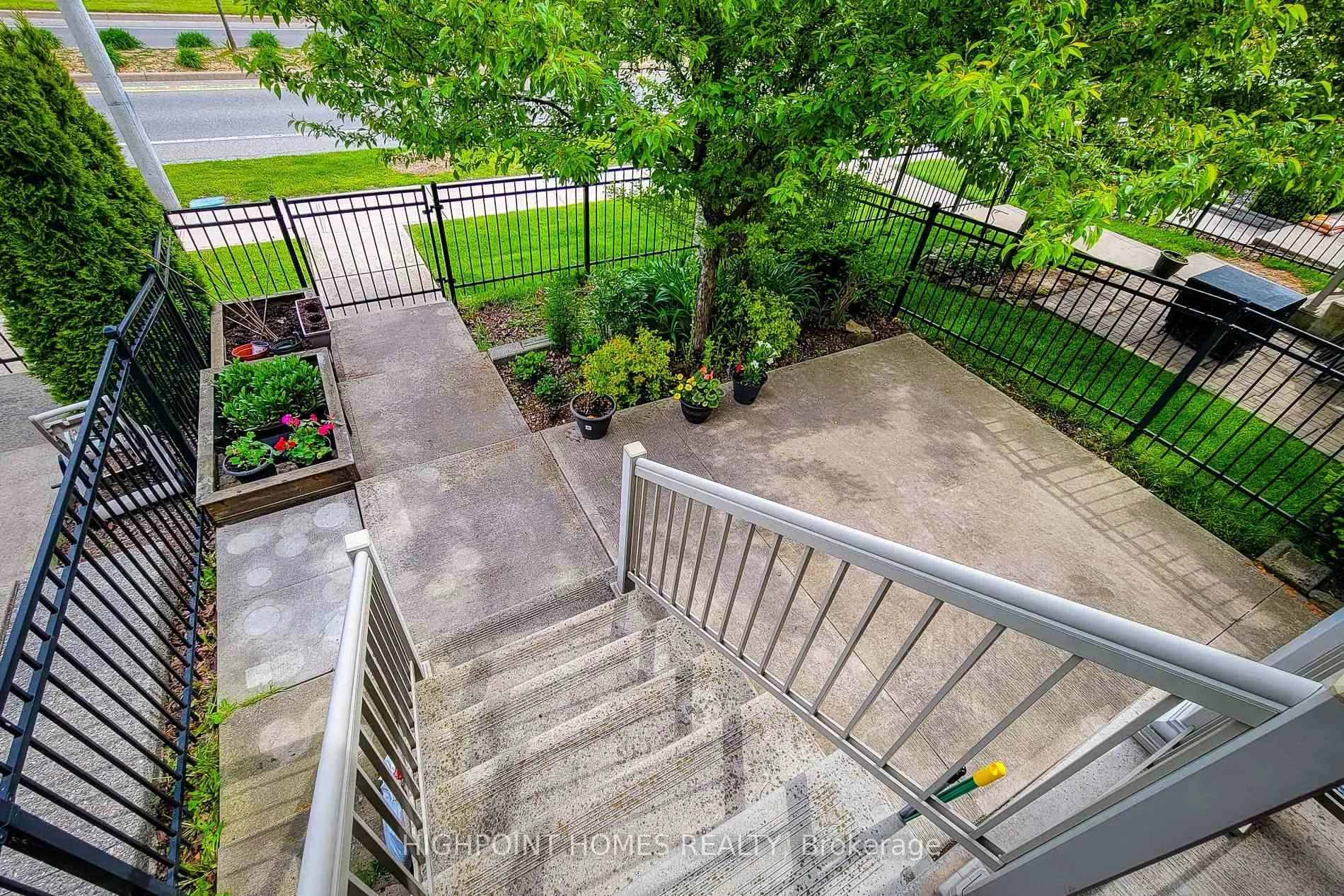 Photo 7 of Unit 15, 6 Chestnut Drive, Grimsby, Grimsby West — HOMEH