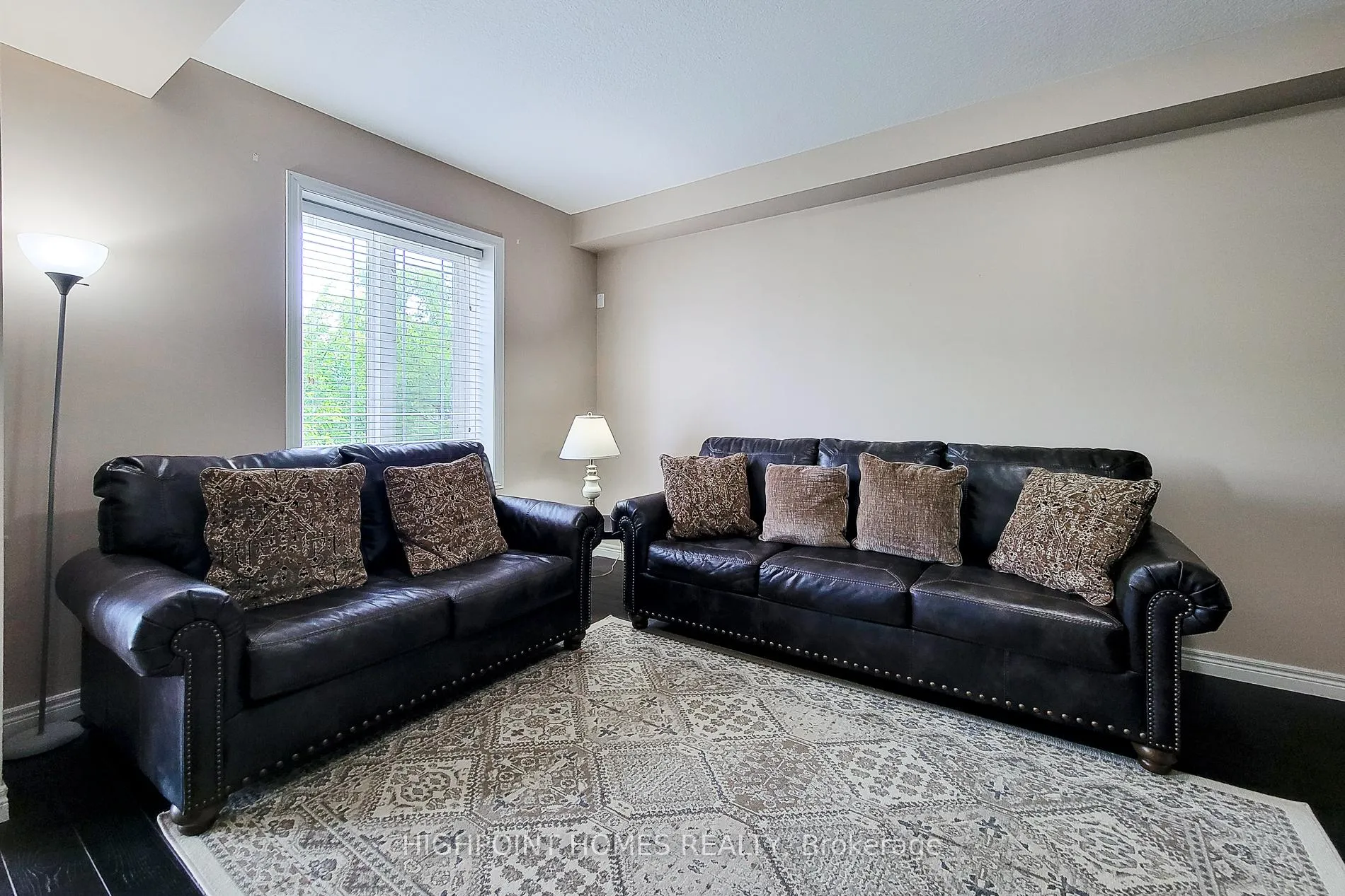 Photo 12 of Unit 15, 6 Chestnut Drive, Grimsby, Grimsby West — HOMEH