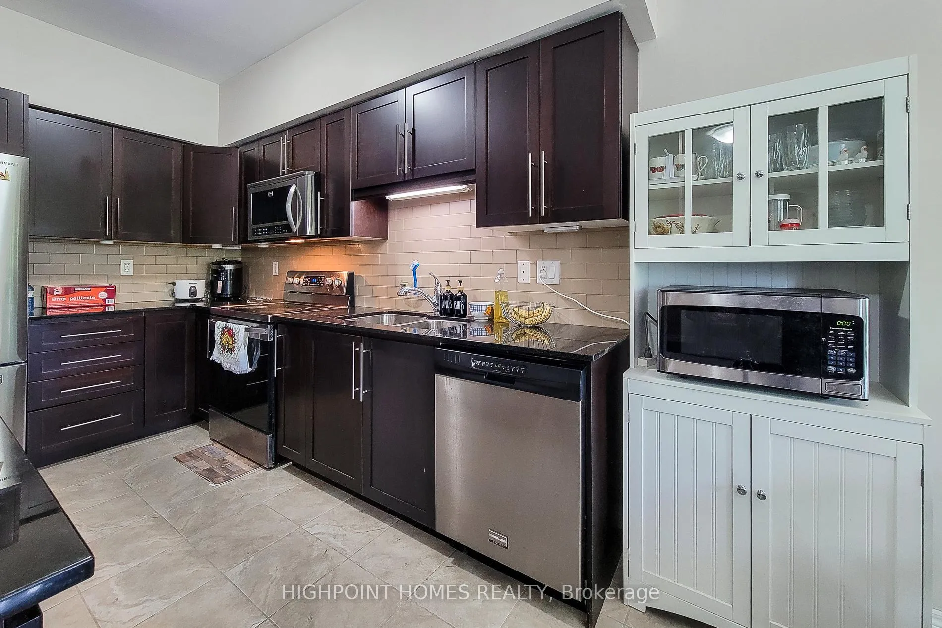 Photo 16 of Unit 15, 6 Chestnut Drive, Grimsby, Grimsby West — HOMEH