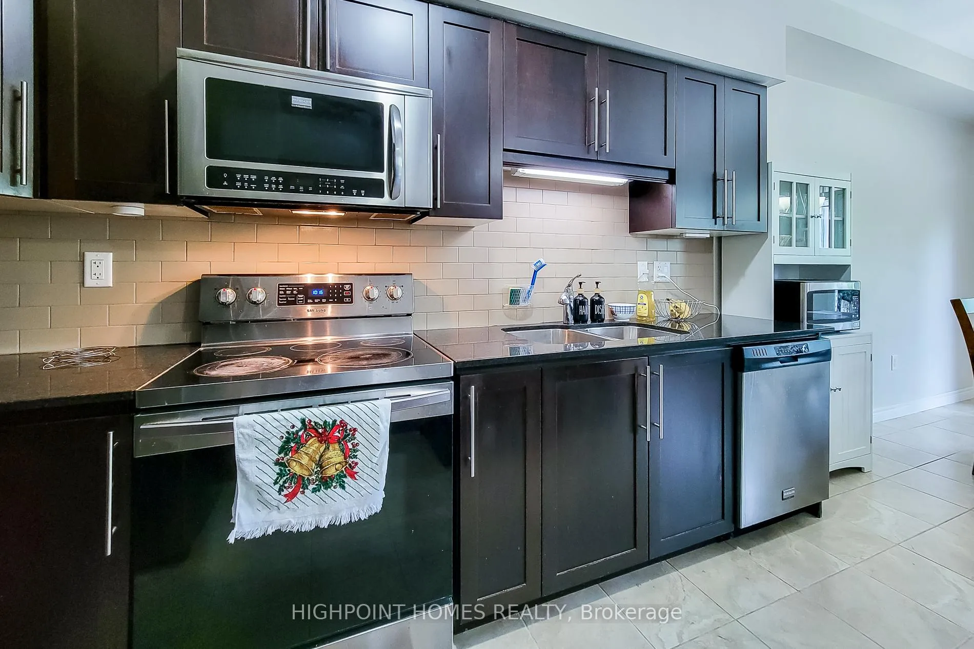 Photo 17 of Unit 15, 6 Chestnut Drive, Grimsby, Grimsby West — HOMEH