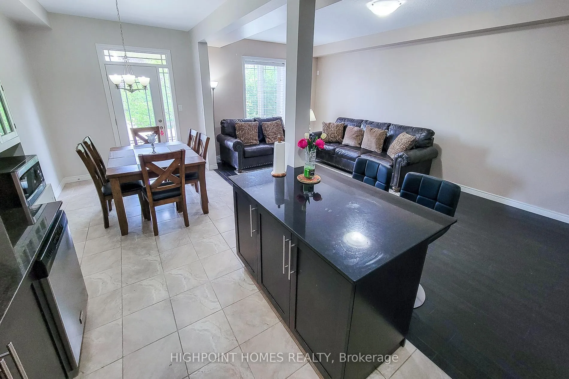 Photo 19 of Unit 15, 6 Chestnut Drive, Grimsby, Grimsby West — HOMEH